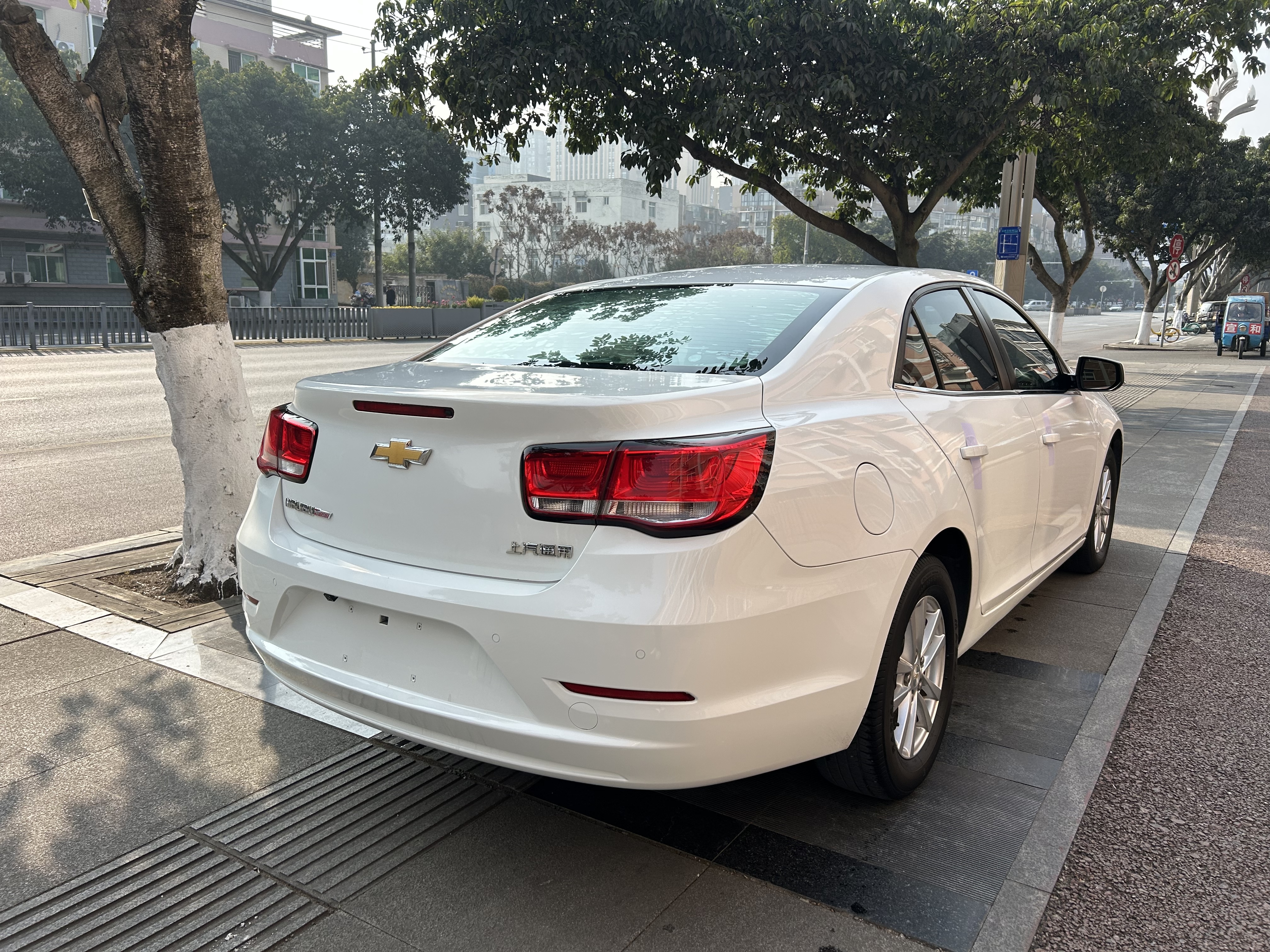 Chevrolet Malibu 2017 #12 Chevrolet Malibu 2017 car image #12