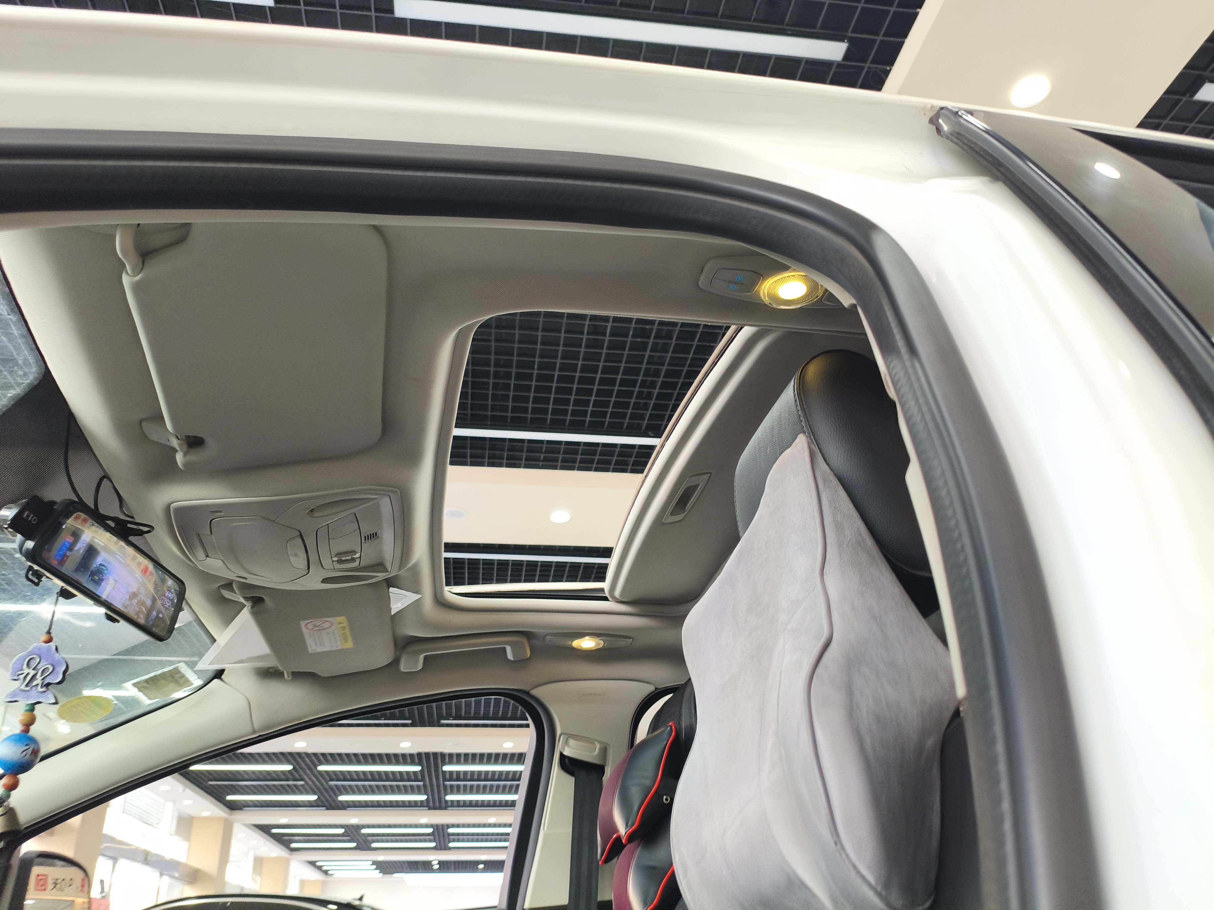 Ford Focus 2017 car image #12