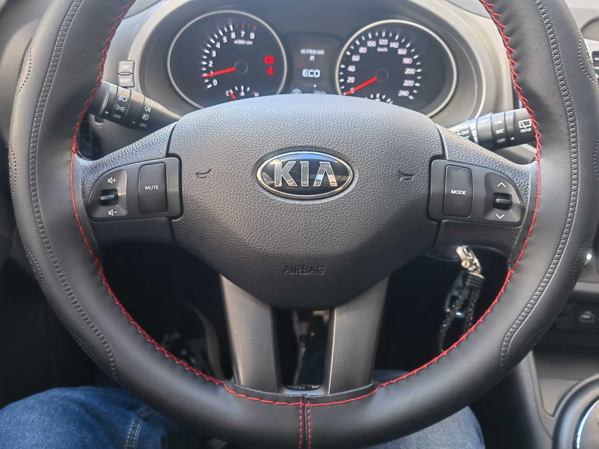 起亚 智跑 2017 汽车图片 #12