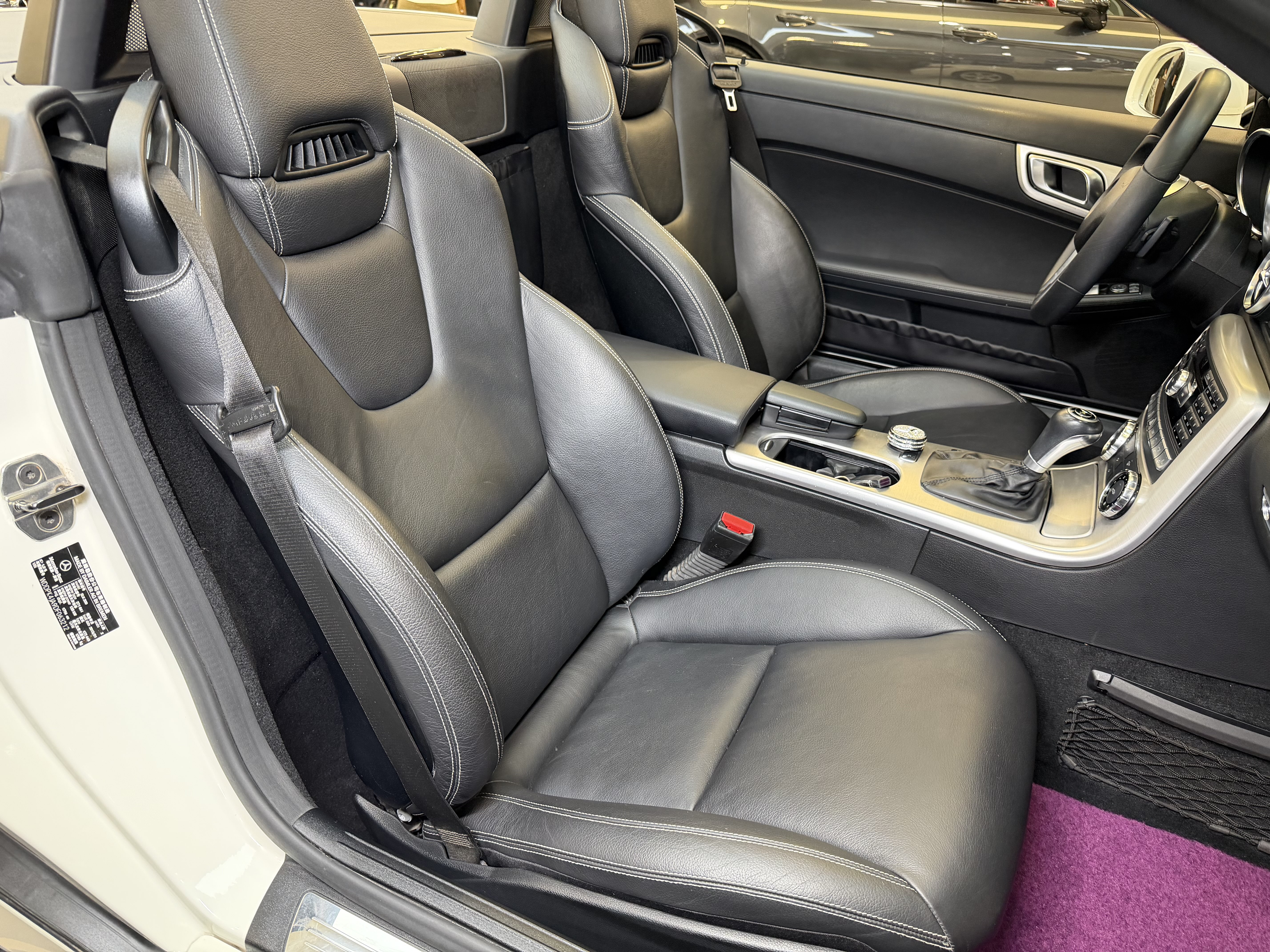 Mercedes-Benz SLK Class 2014 car image #12