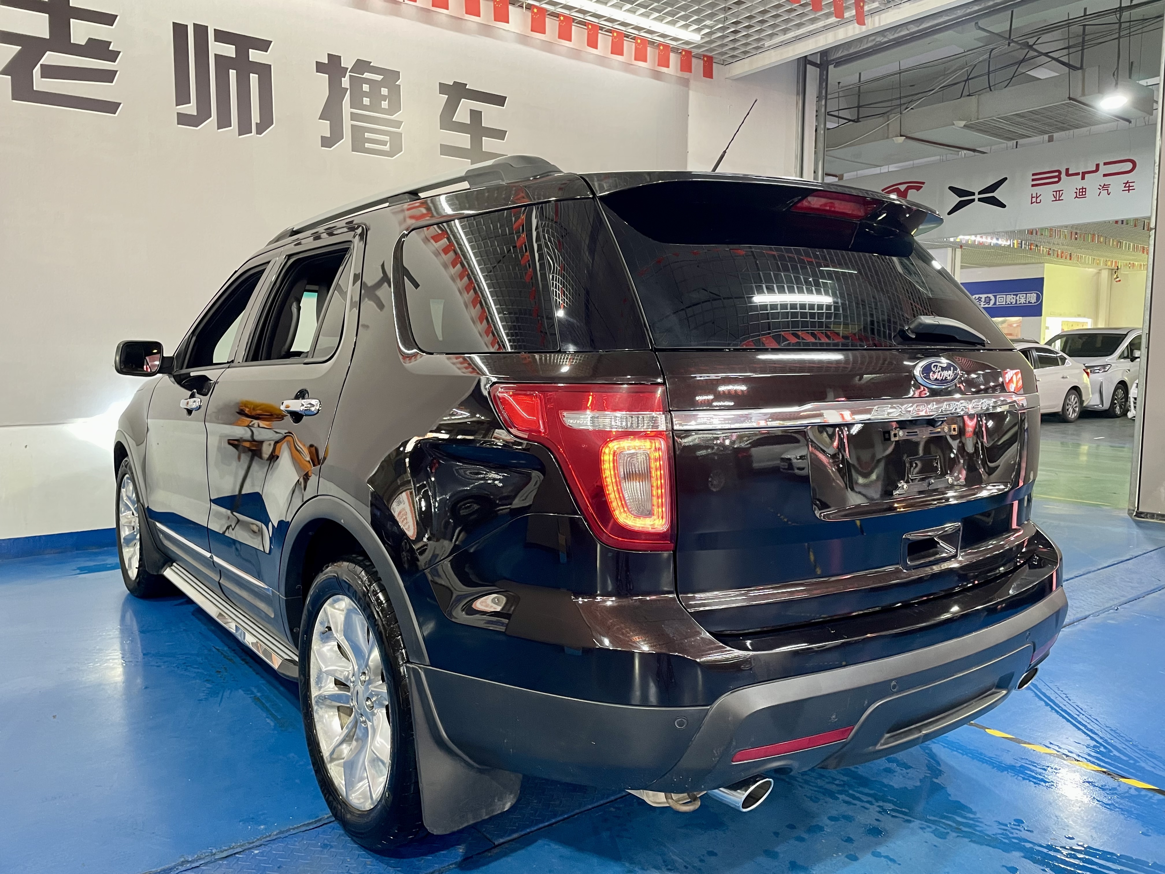 Ford Explorer (Imported) 2014 car image #12