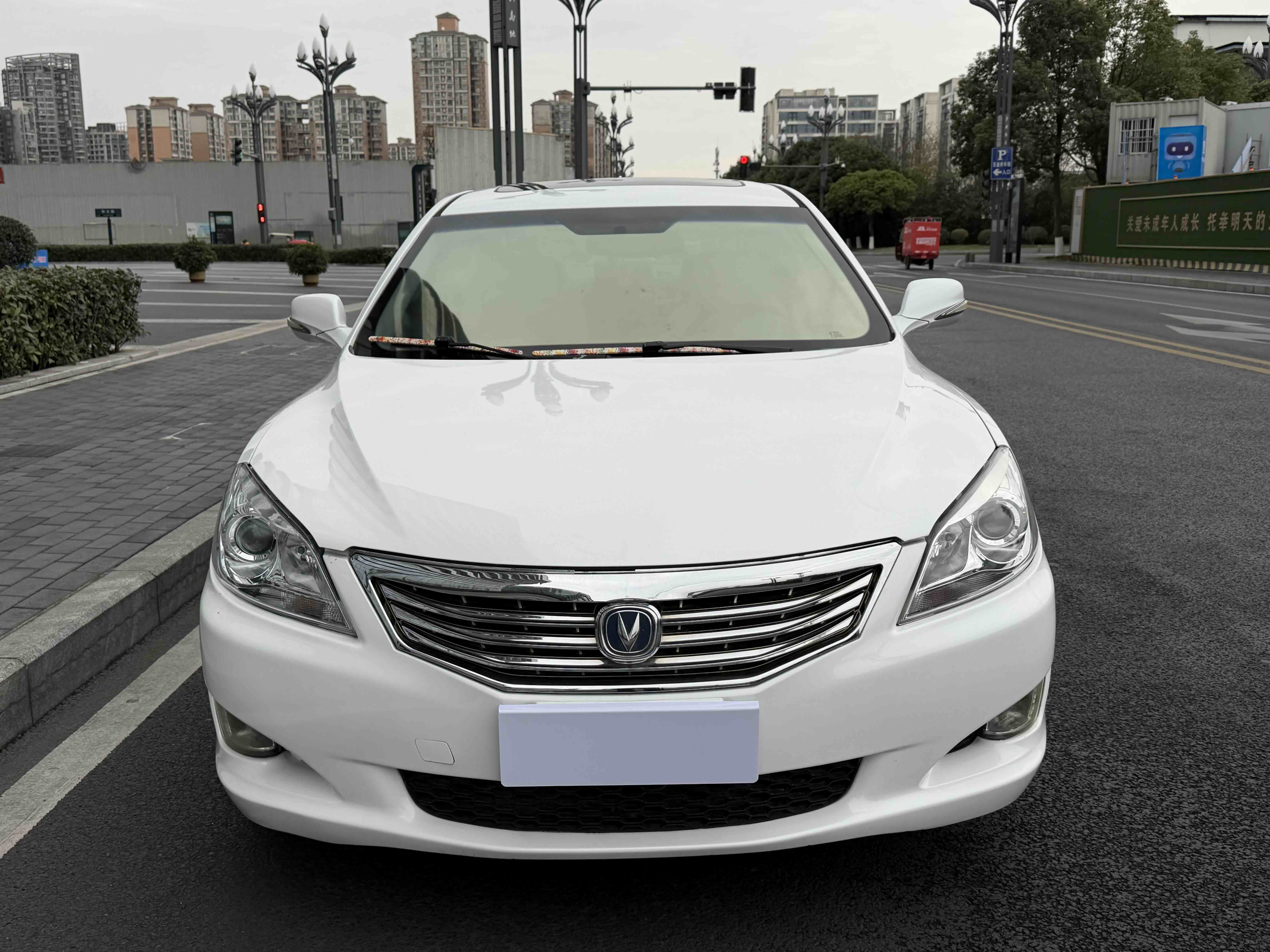 Volkswagen Raeton 2016 immagine di auto #12