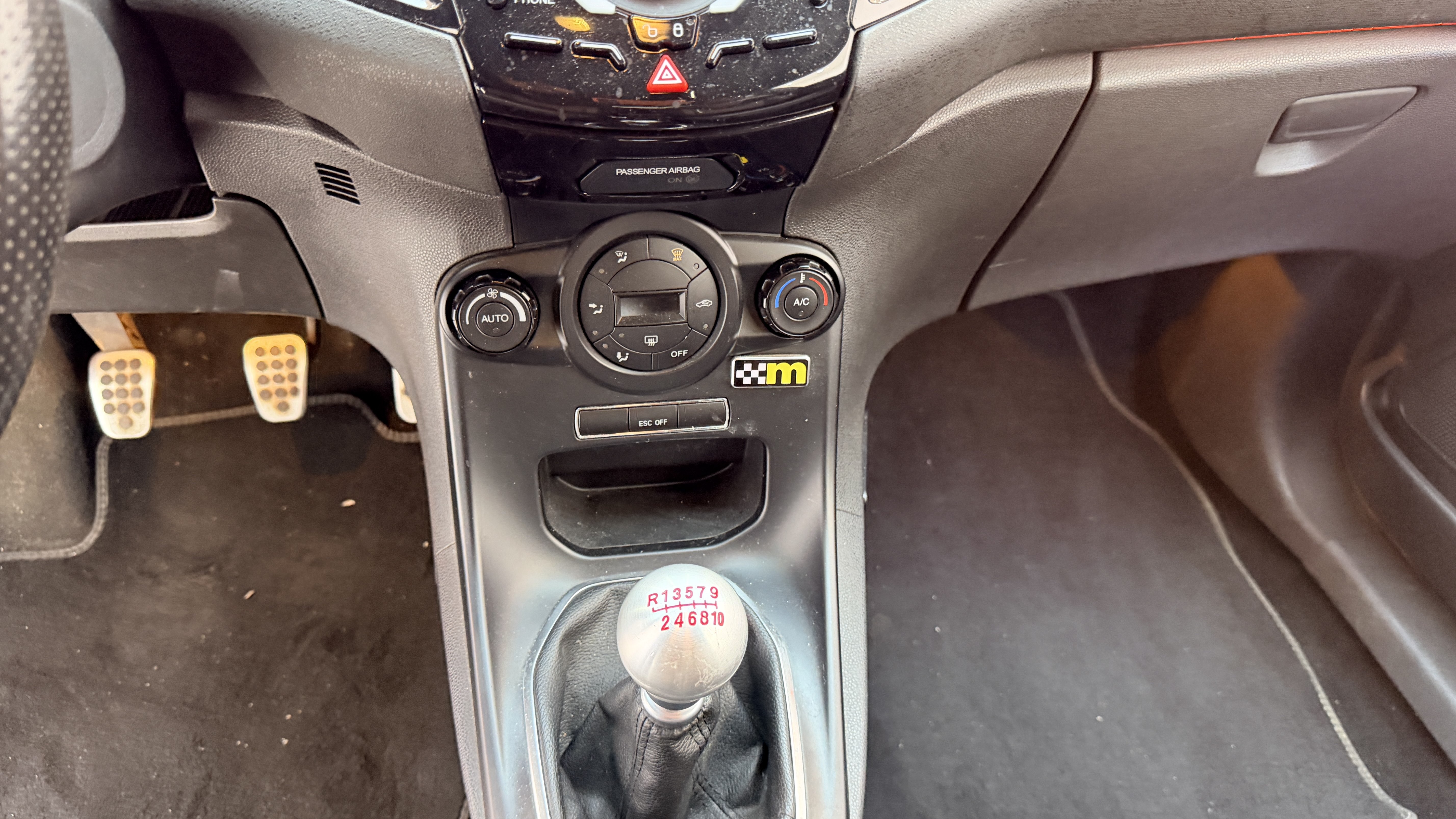 Ford Fiesta (Imported) 2013 car image #12