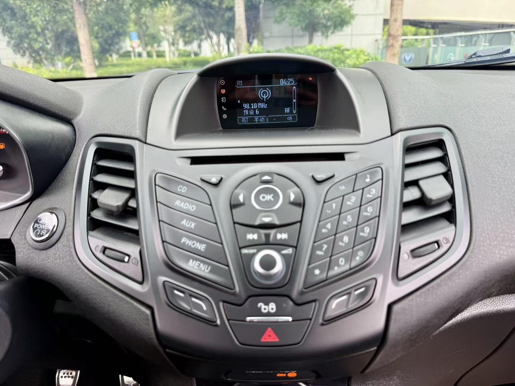 Ford Fiesta (Imported) 2015 car image #12