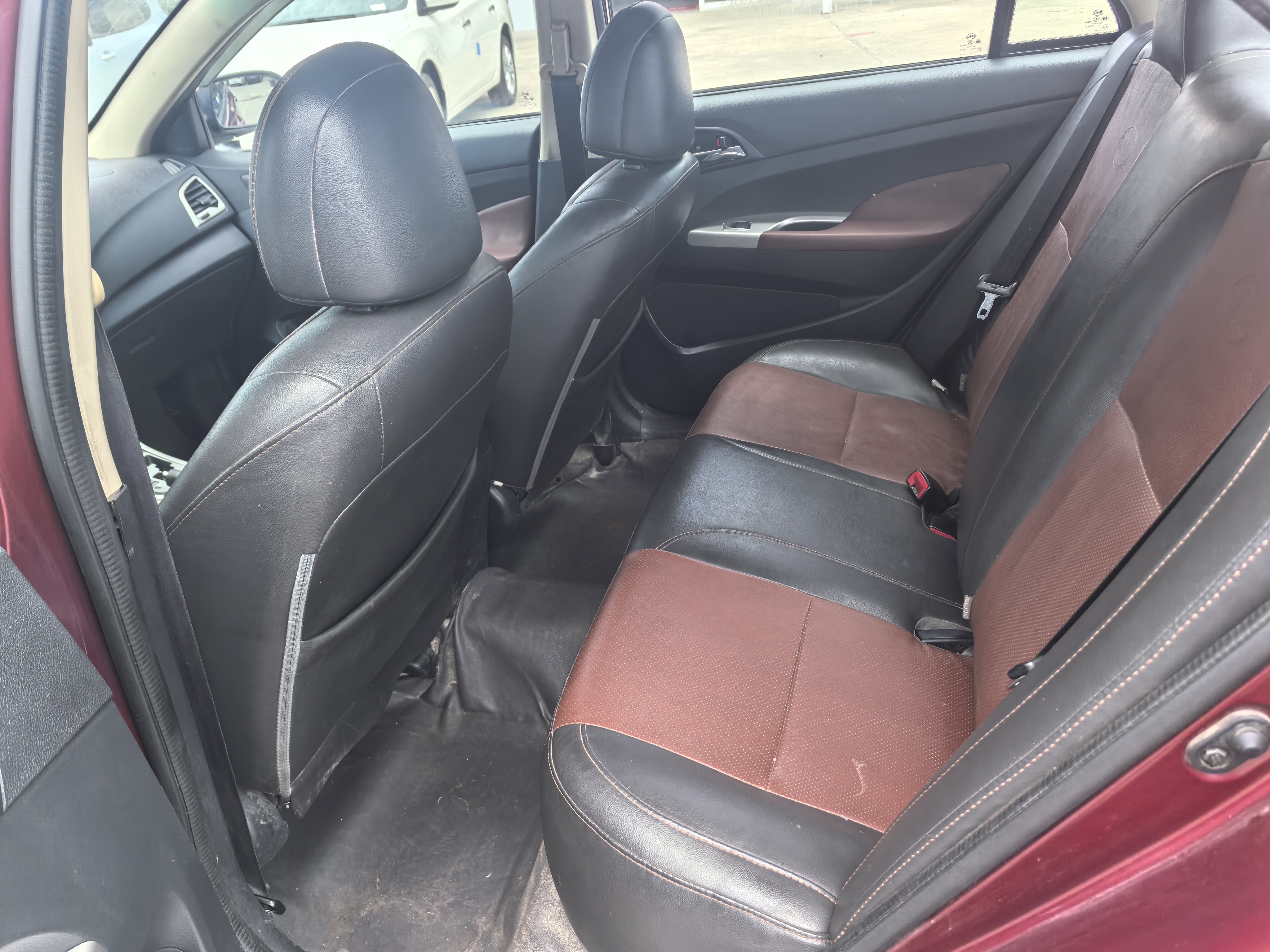 BYD L3 2015 car image #12