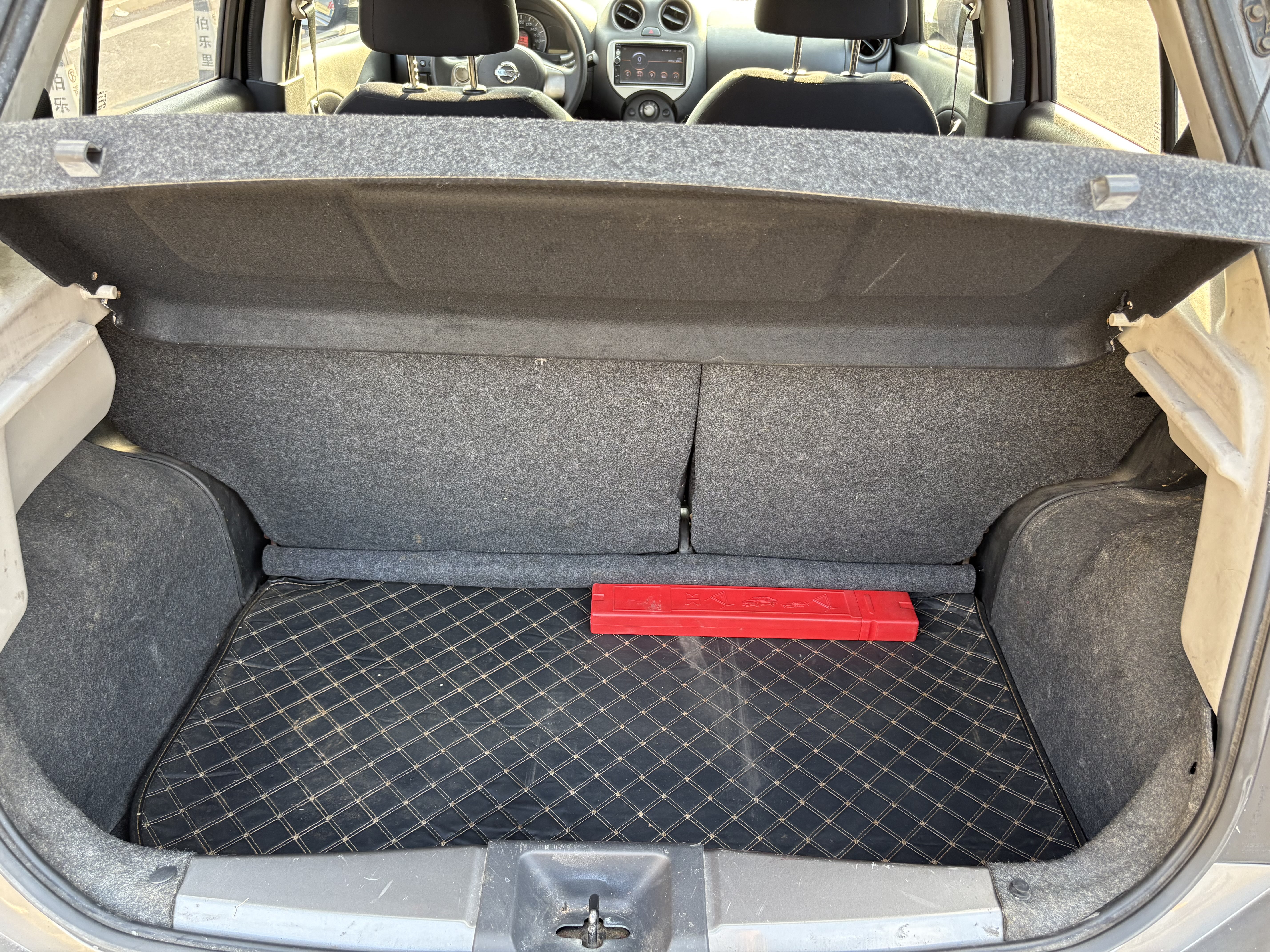 日产 玛驰 2010 汽车图片 #12