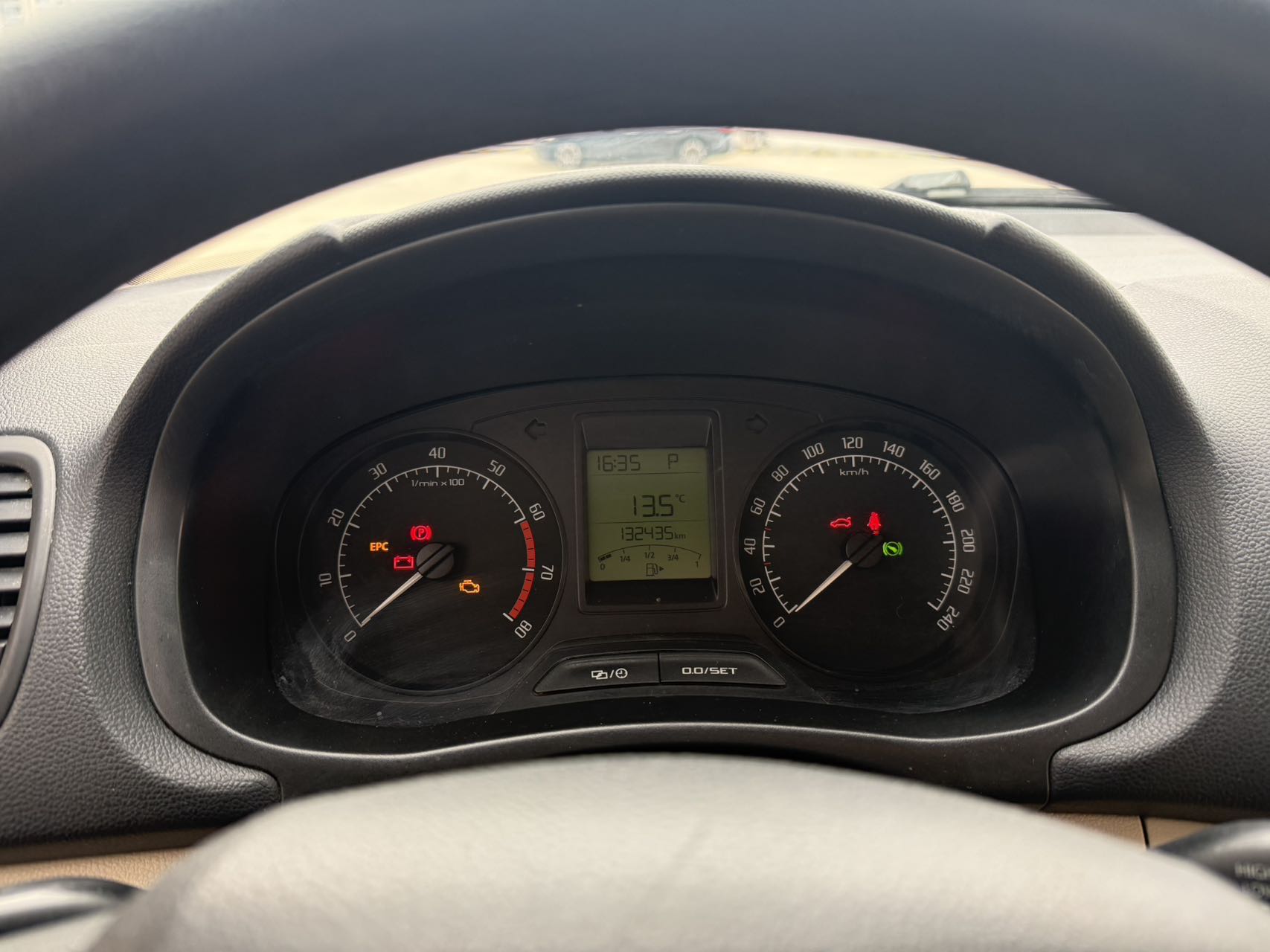 Skoda Fabia 2014 immagine di auto #12