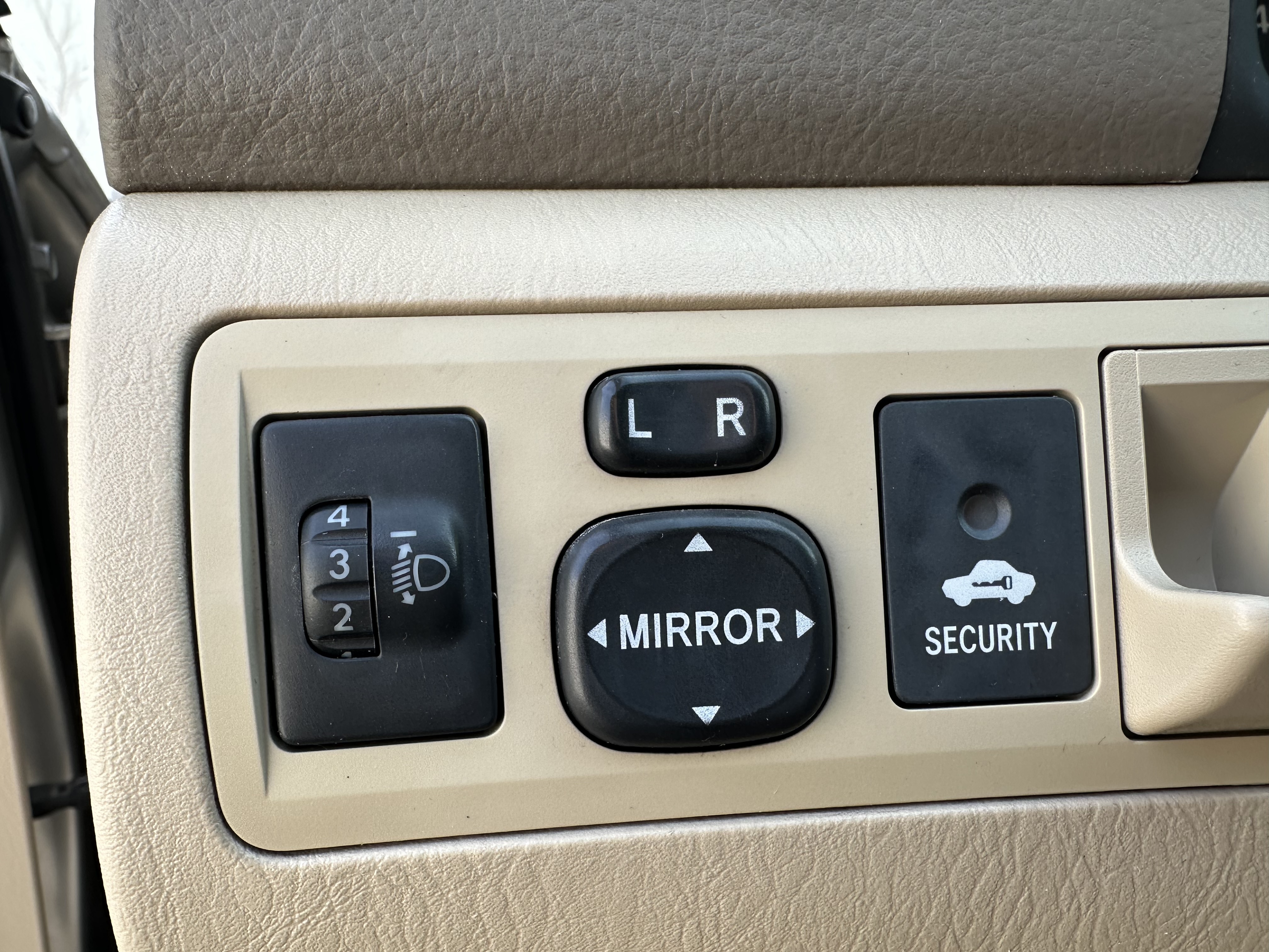 Toyota Corolla (Classic) 2013 immagine di auto #12