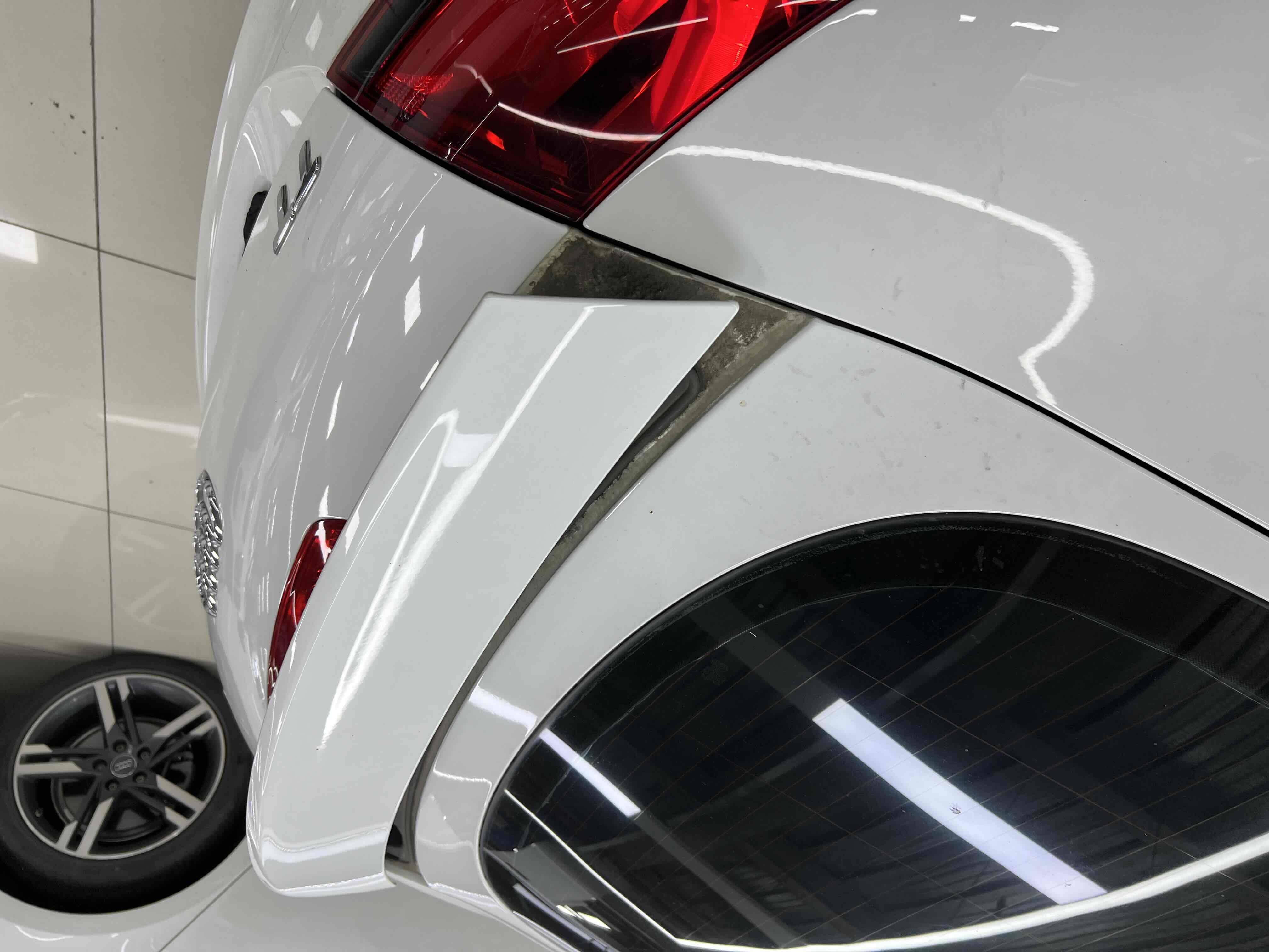 Audi TT 2012 #12 Audi TT 2012 car image #12