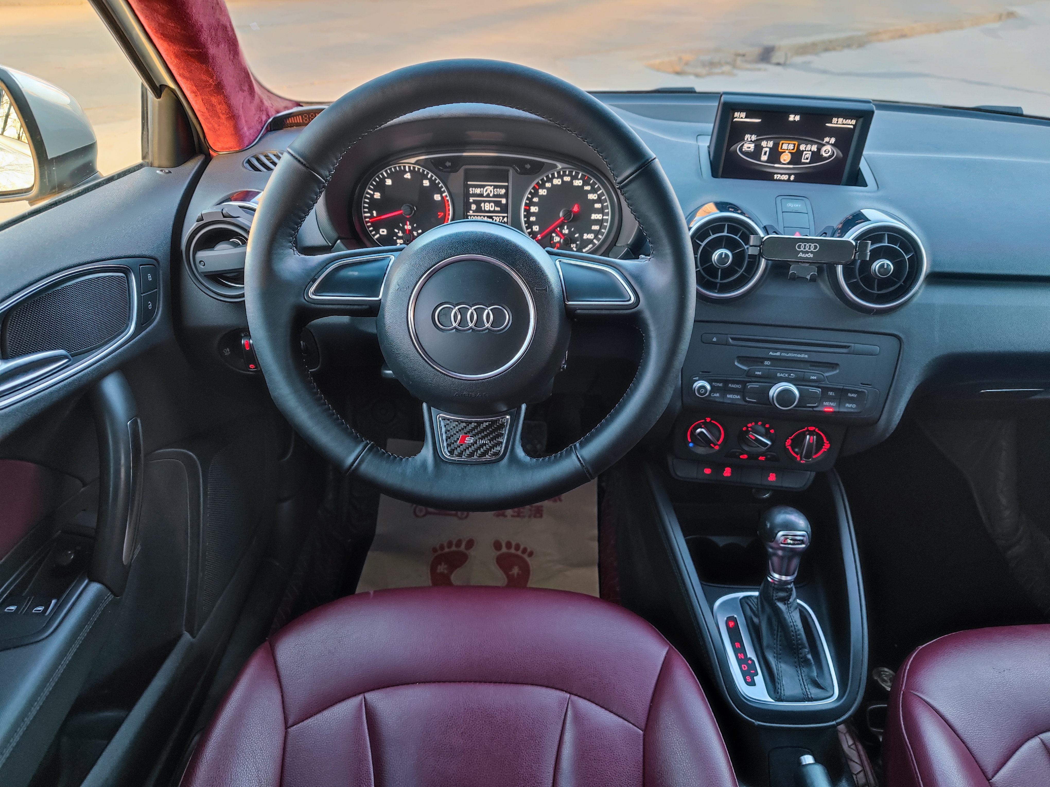 Audi A1 2014 car image #12