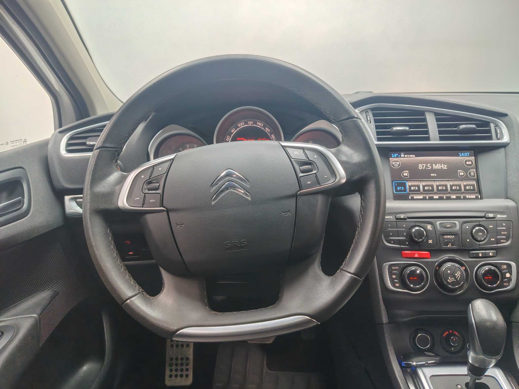 Citroen C4L 2014 car image #12