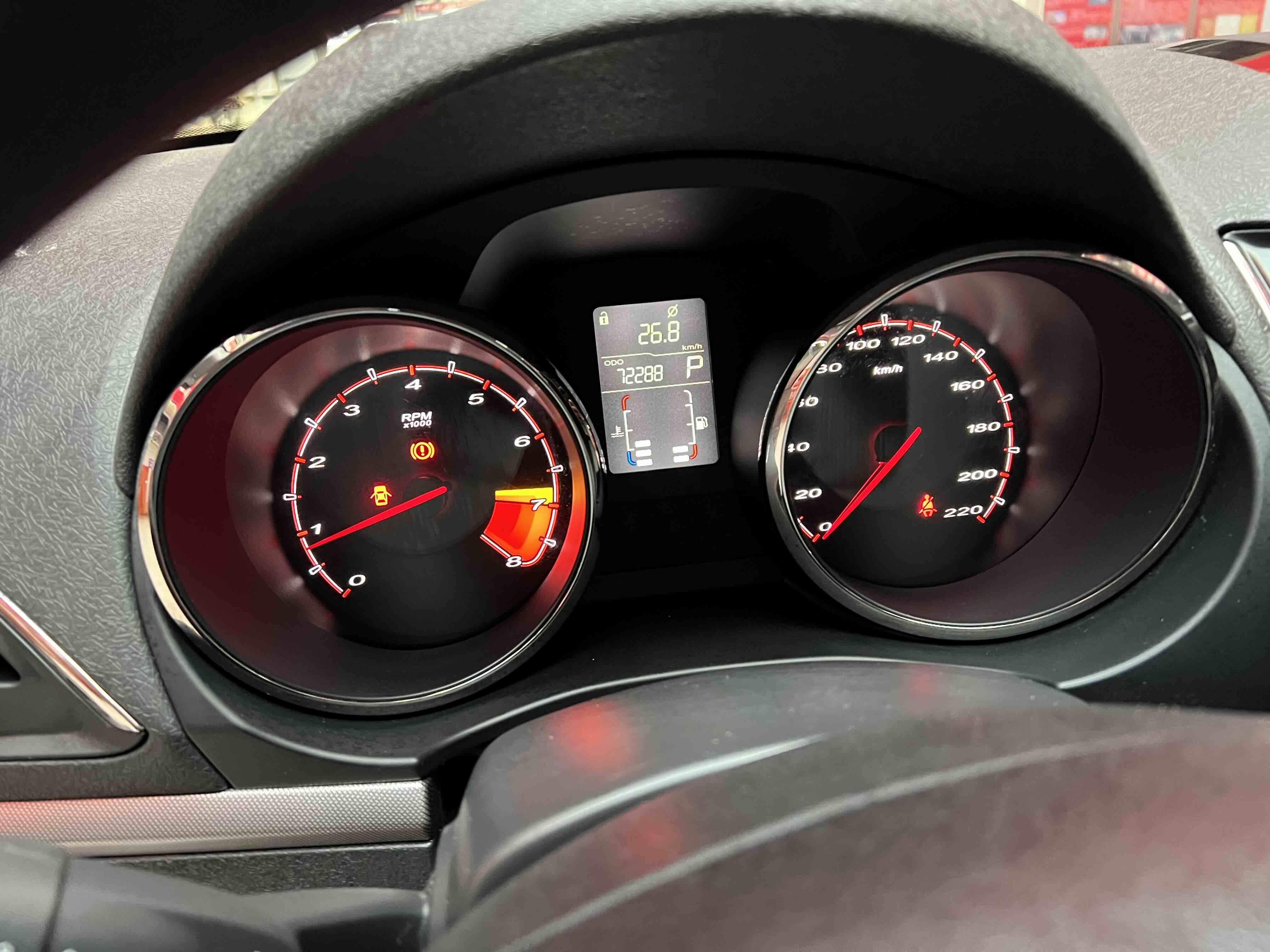 MG 5 2014 #12 MG 5 2014 car image #12