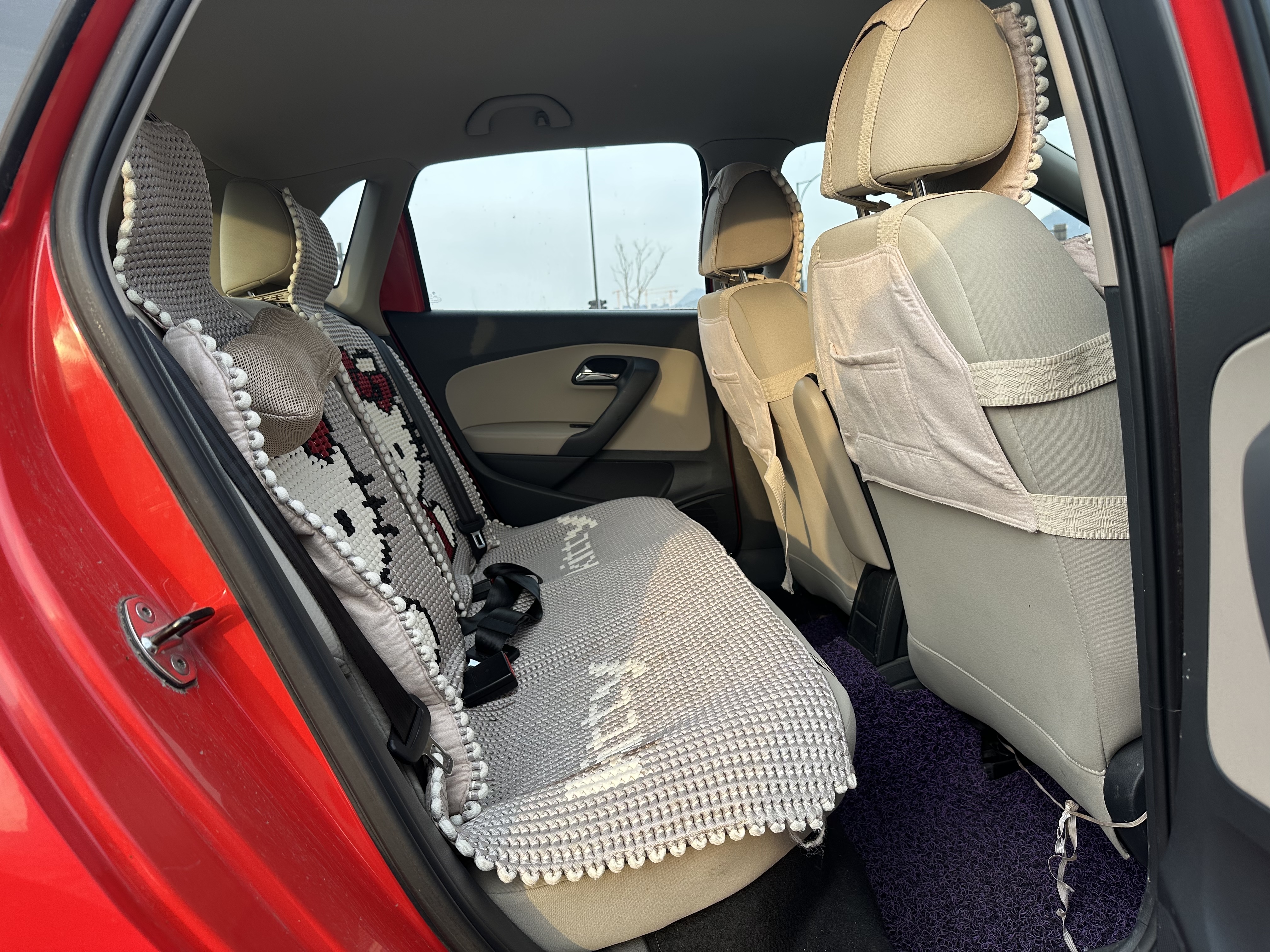 Polo 2014 car image #12