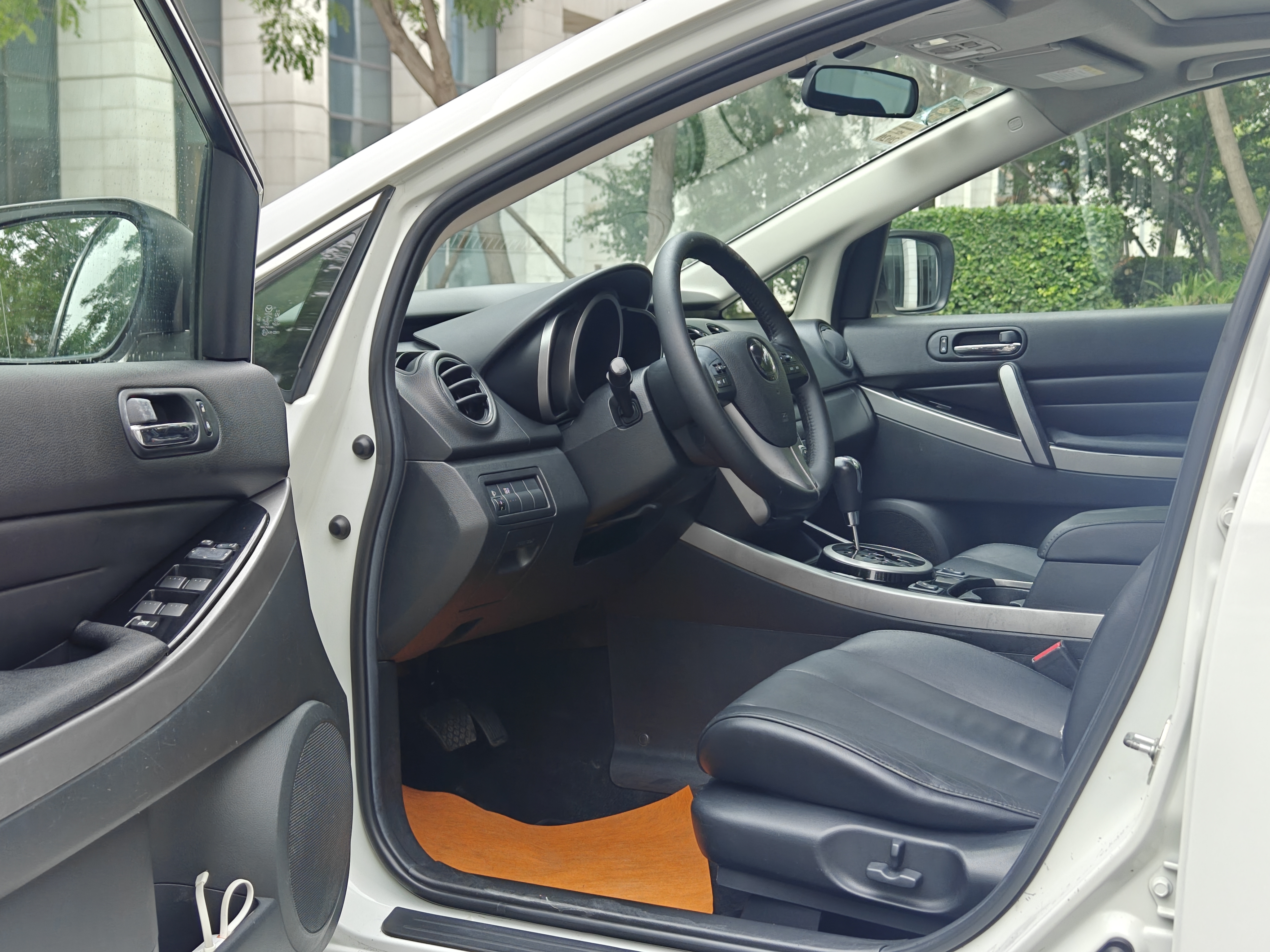 Mazda CX-7 (Imported) 2011 car image #12