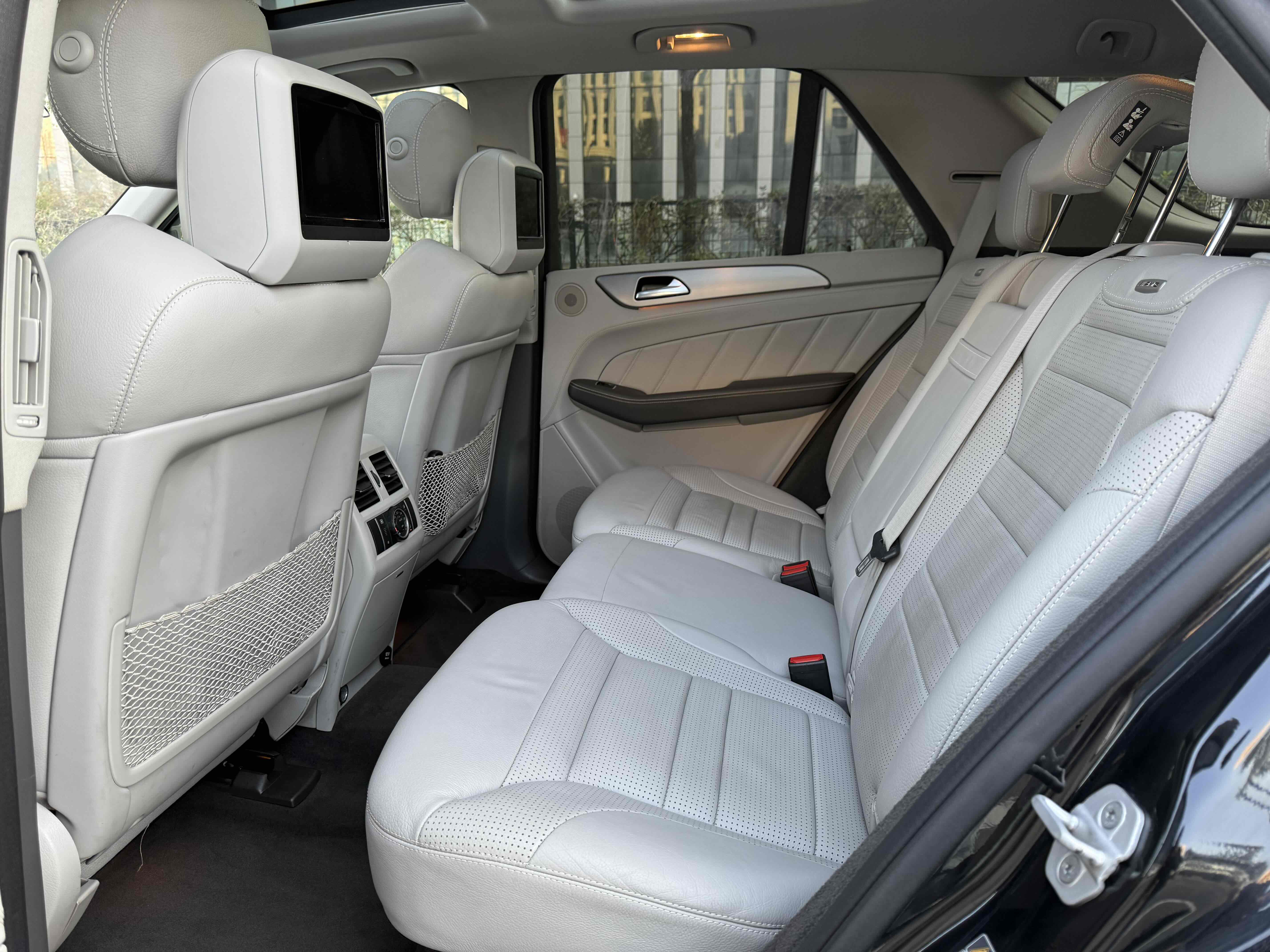 Mercedes-Benz M Class 2013 #12 Mercedes-Benz M Class 2013 car image #12