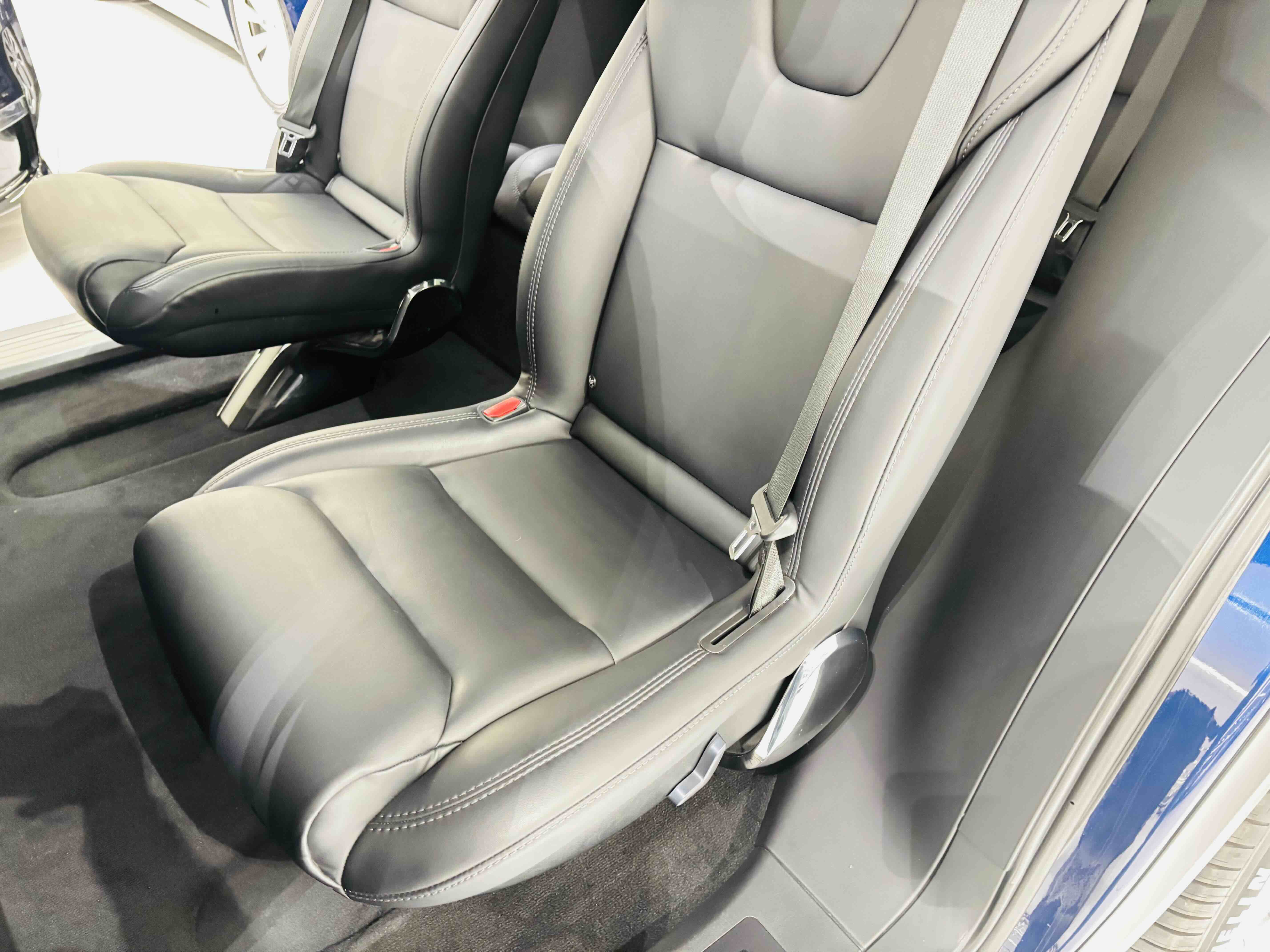 特斯拉 Model X 2018 汽车图片 #12