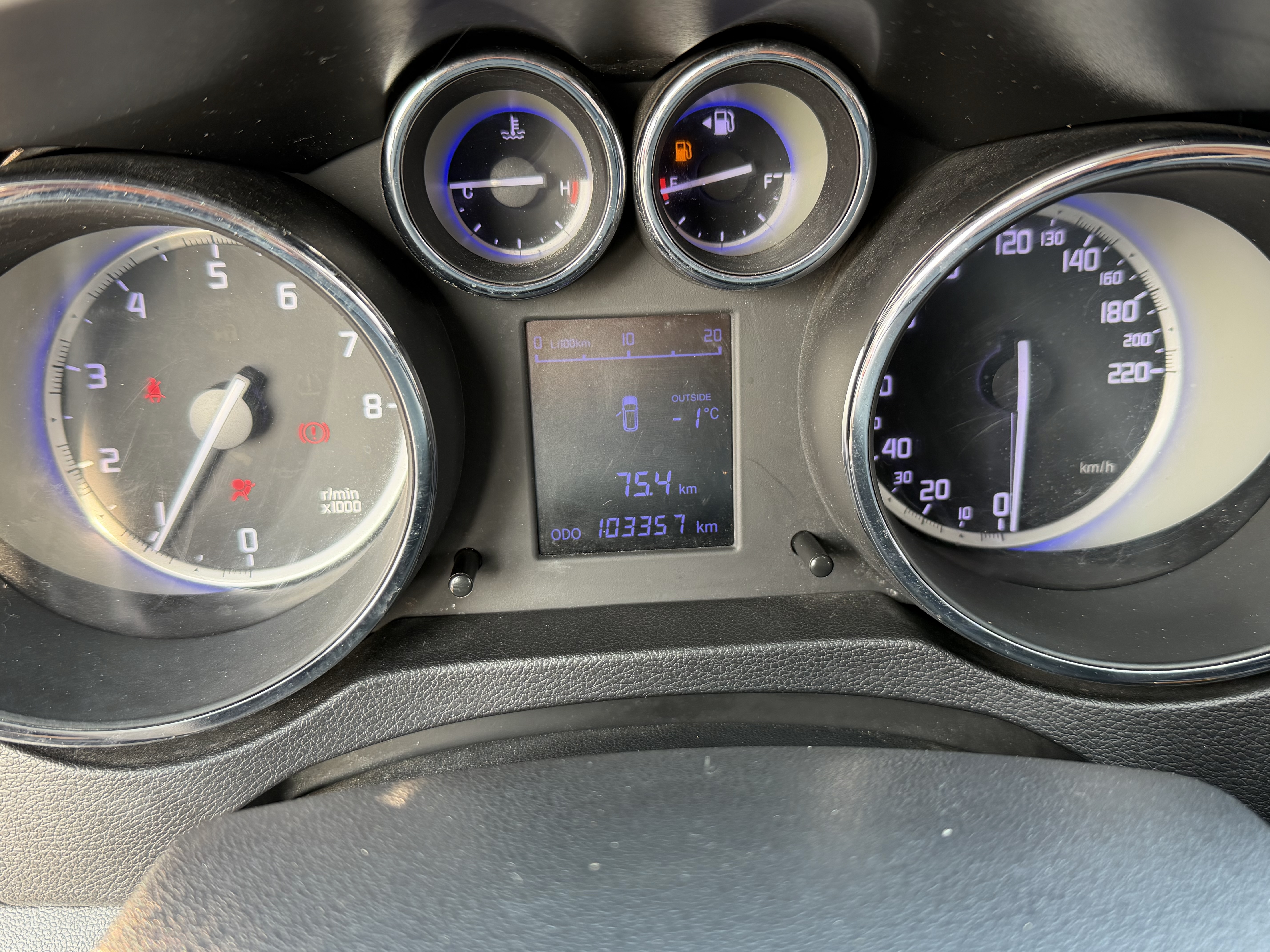 Changan CS35 2017 car image #12