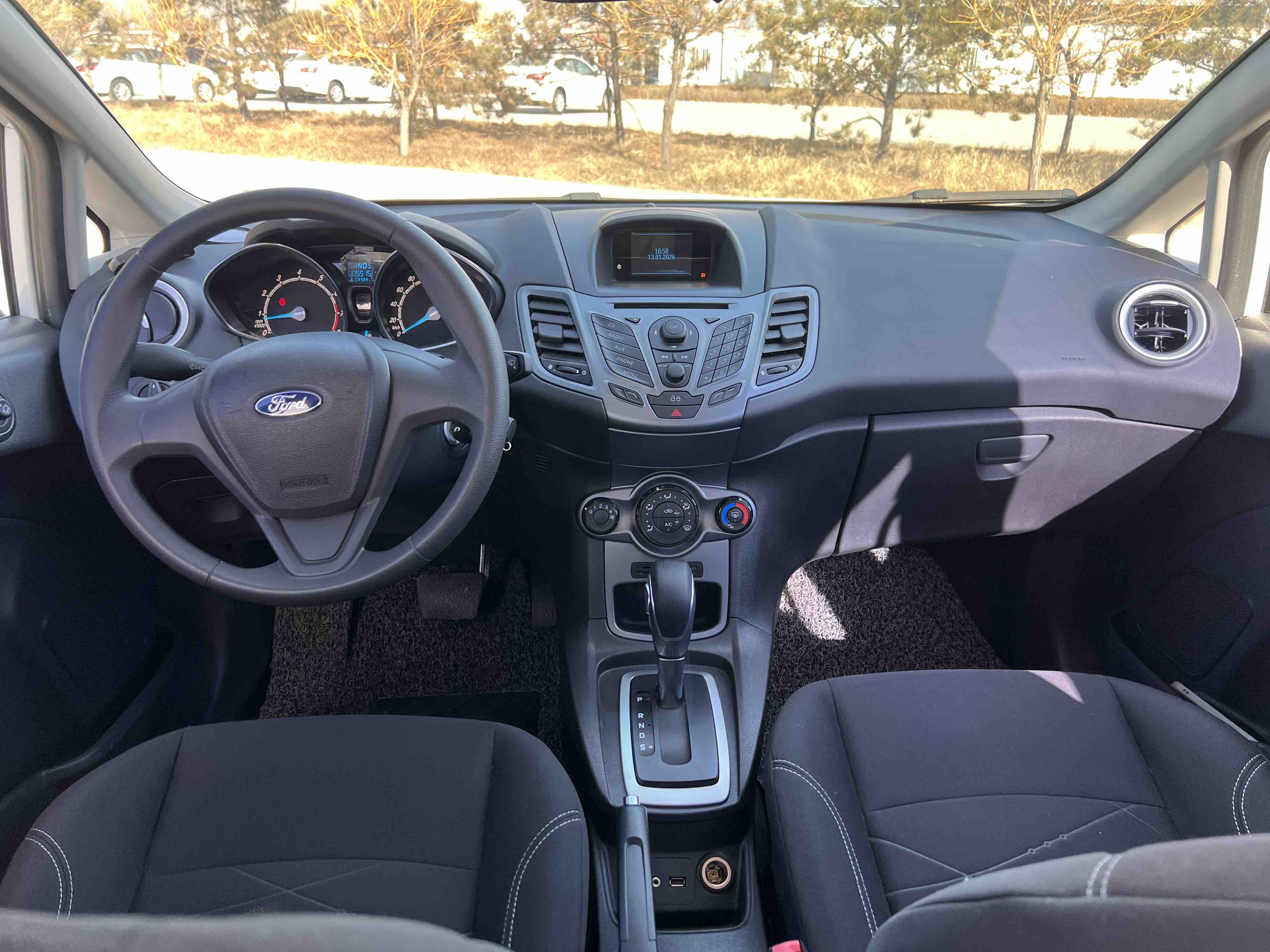 Ford Fiesta 2016 car image #12