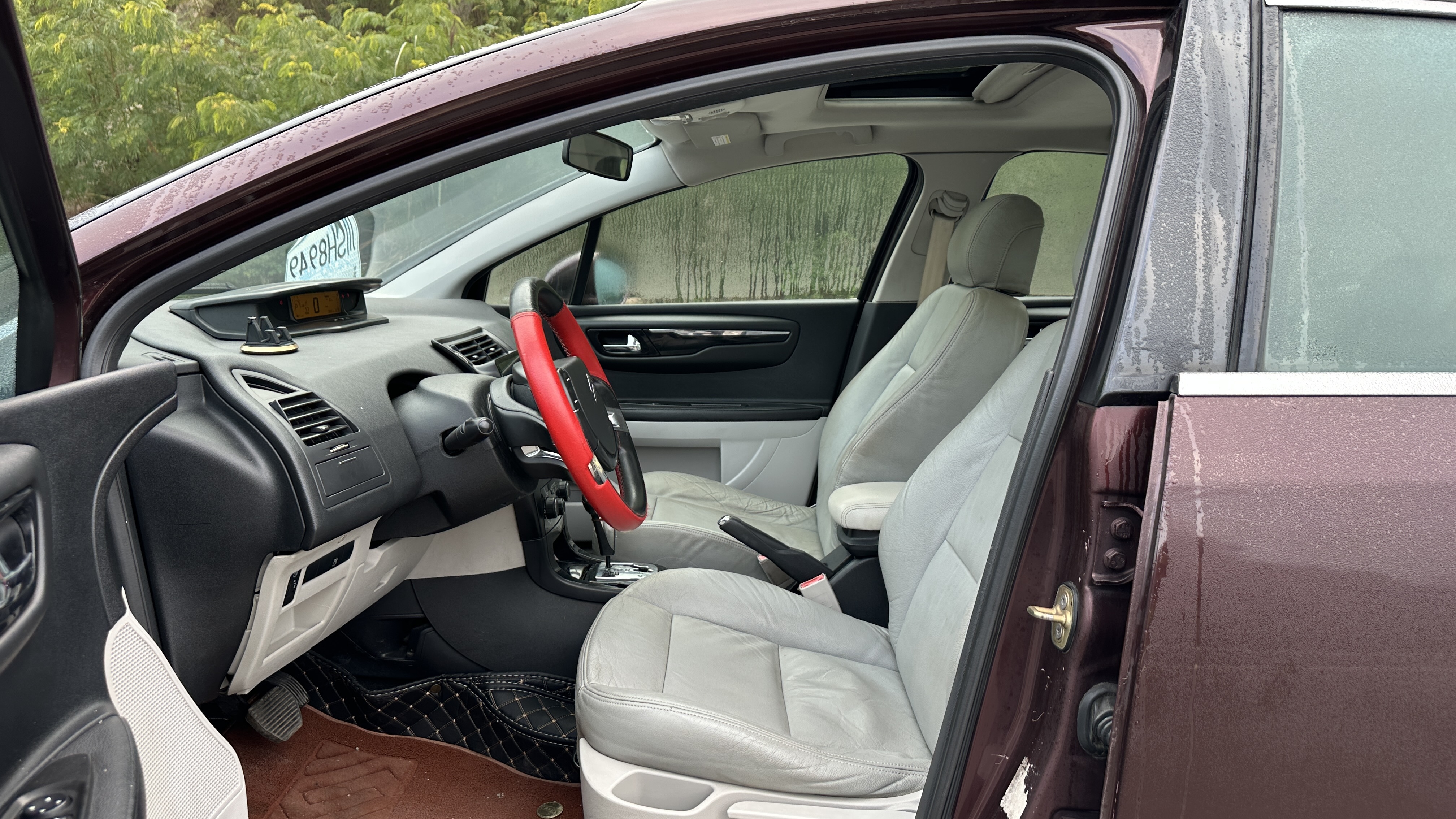 Citroen C-Quatre 2013 car image #12