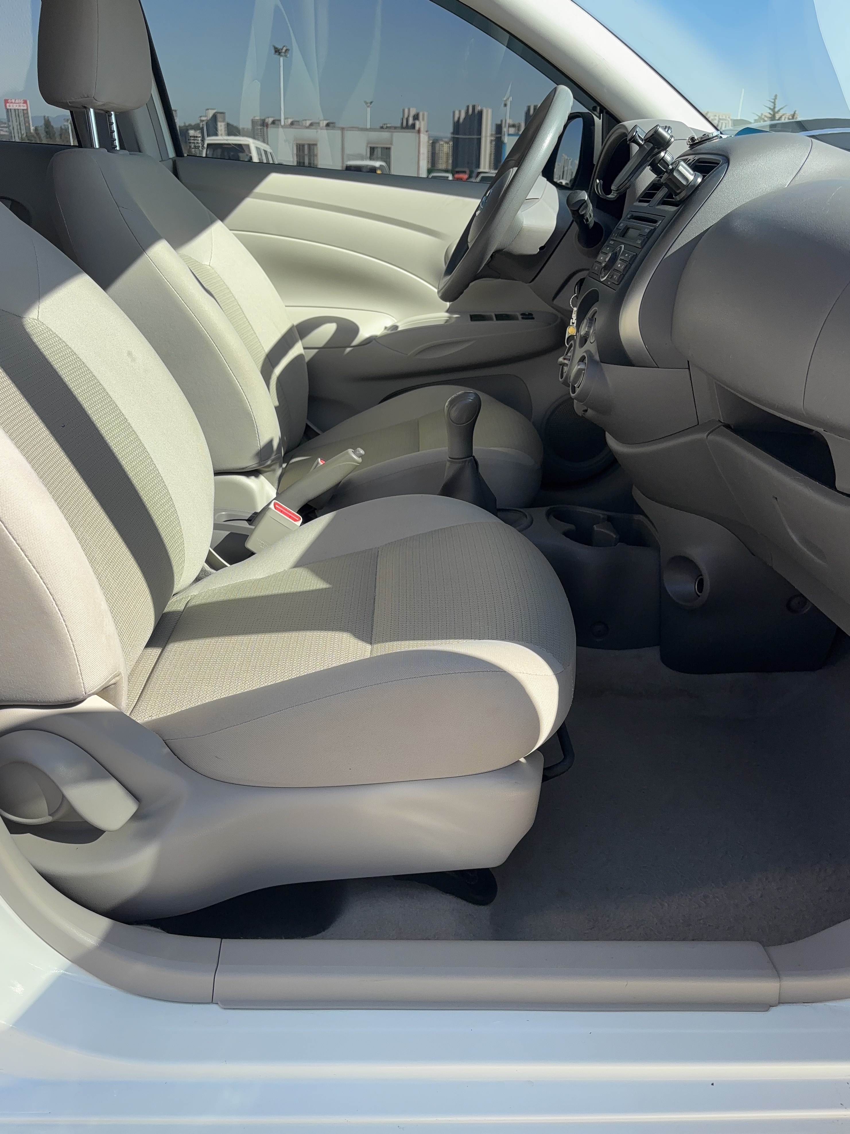 日产 阳光 2012 汽车图片 #12