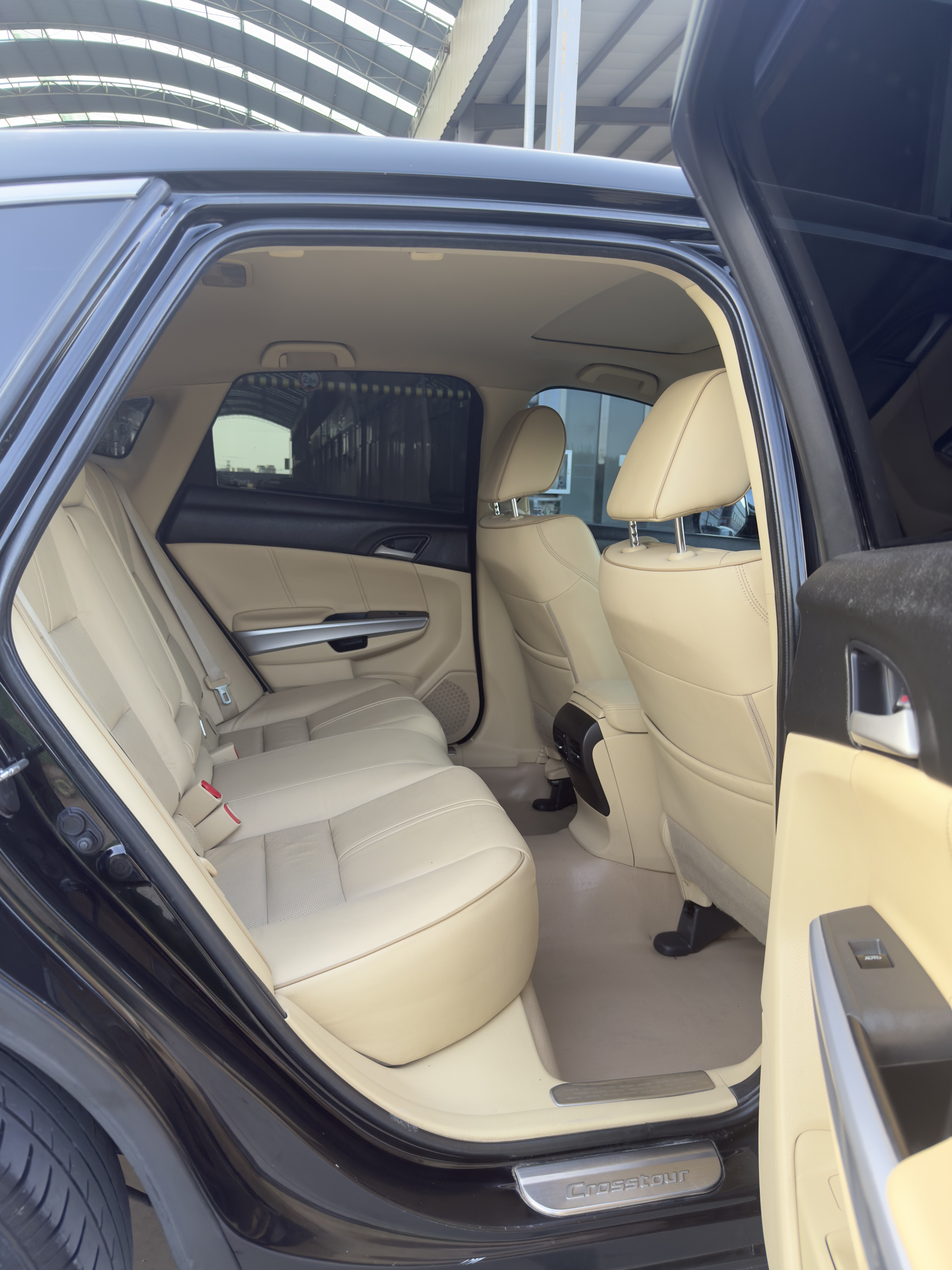 Honda CROSSTOUR 2012 car image #12