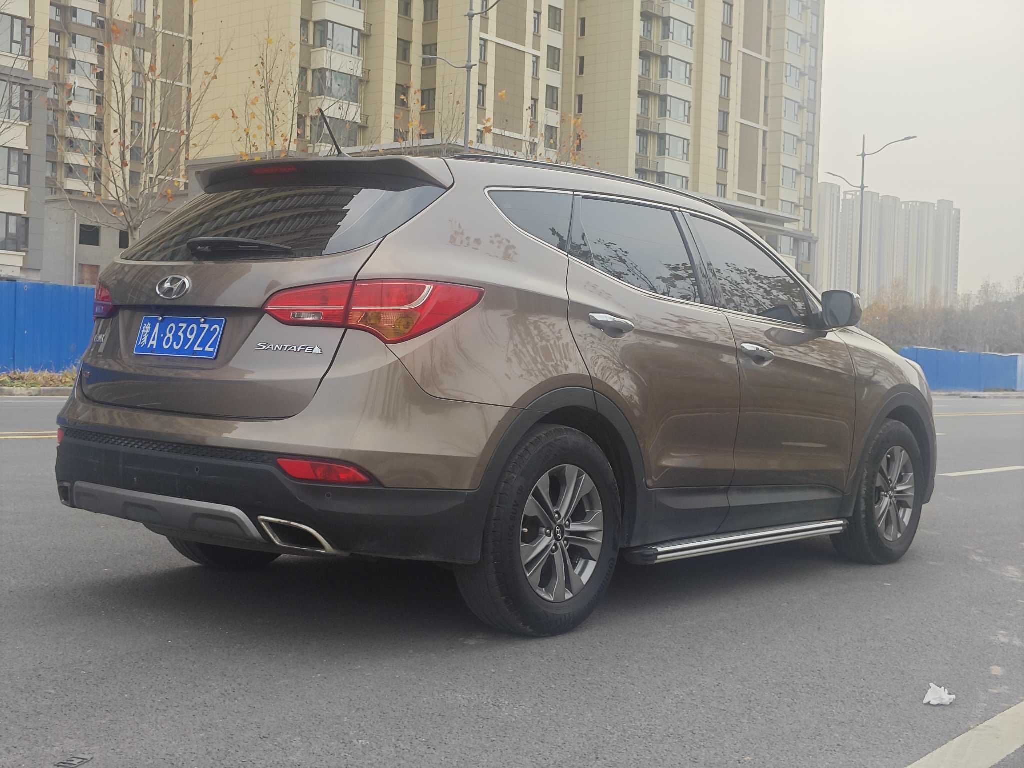 Hyundai Santa Fe 2014 car image #12