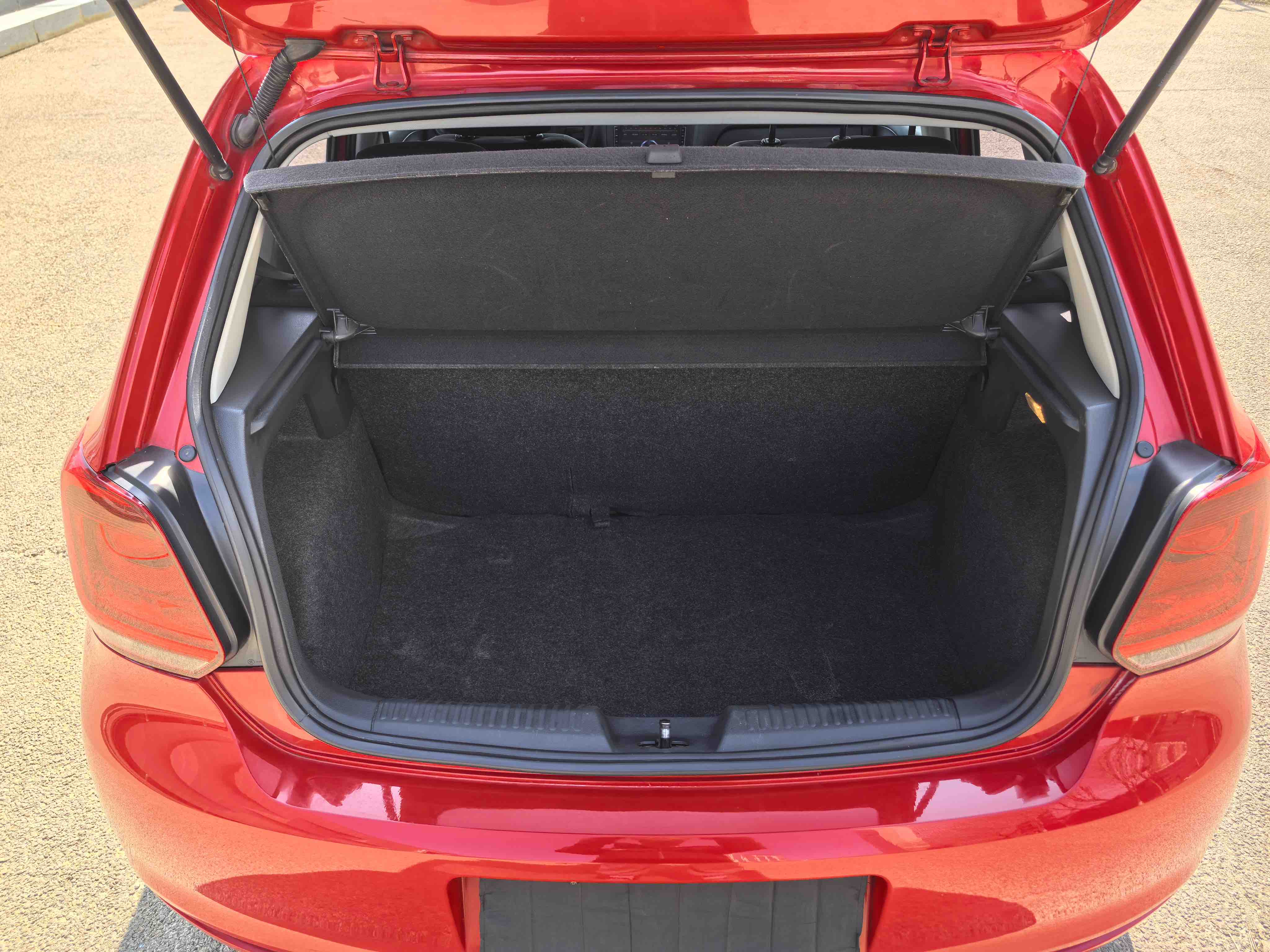 Polo 2013 car image #12