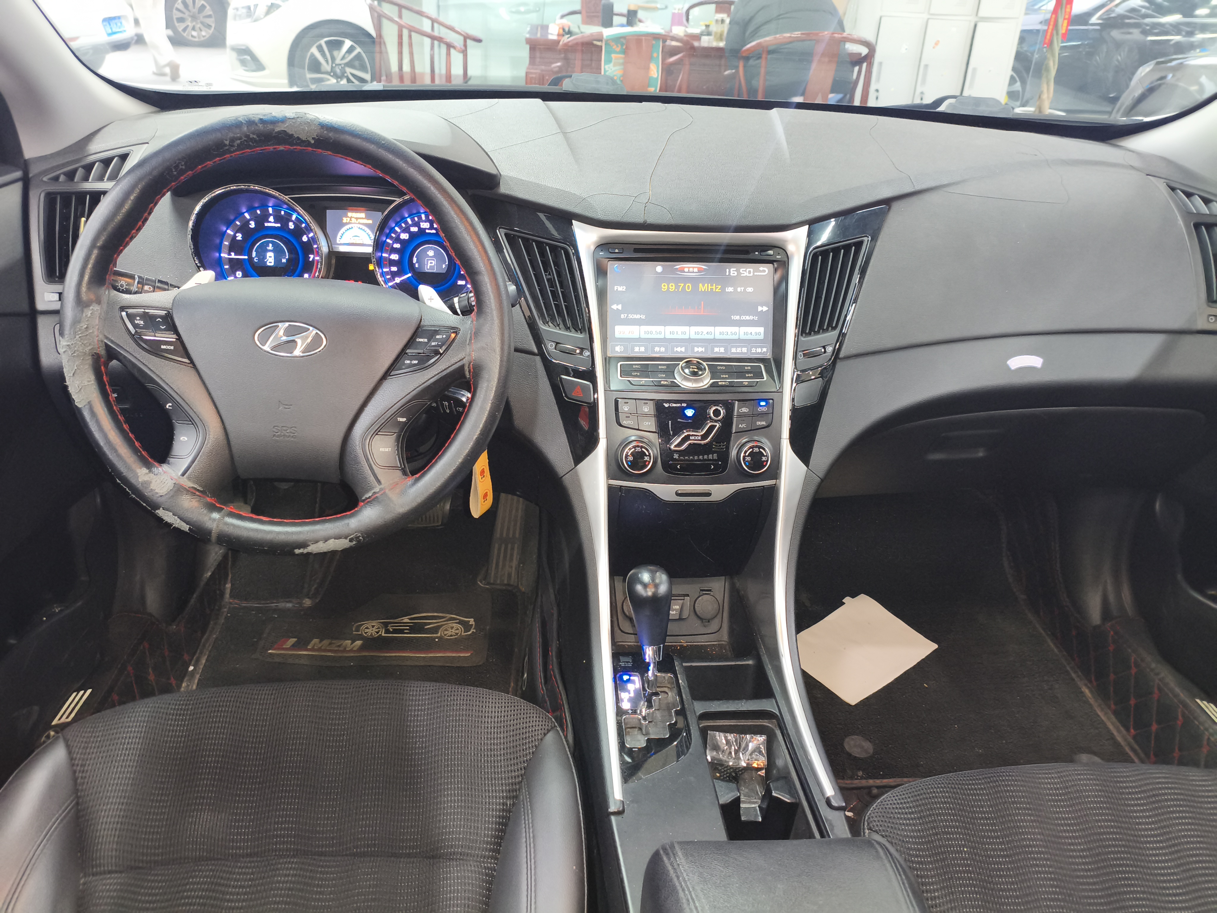 Hyundai Sonata 2013 صورة سيارة #12