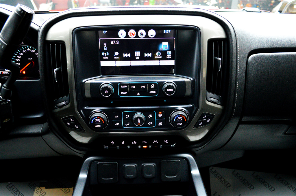 Chevrolet Silverado 2018 car image #12