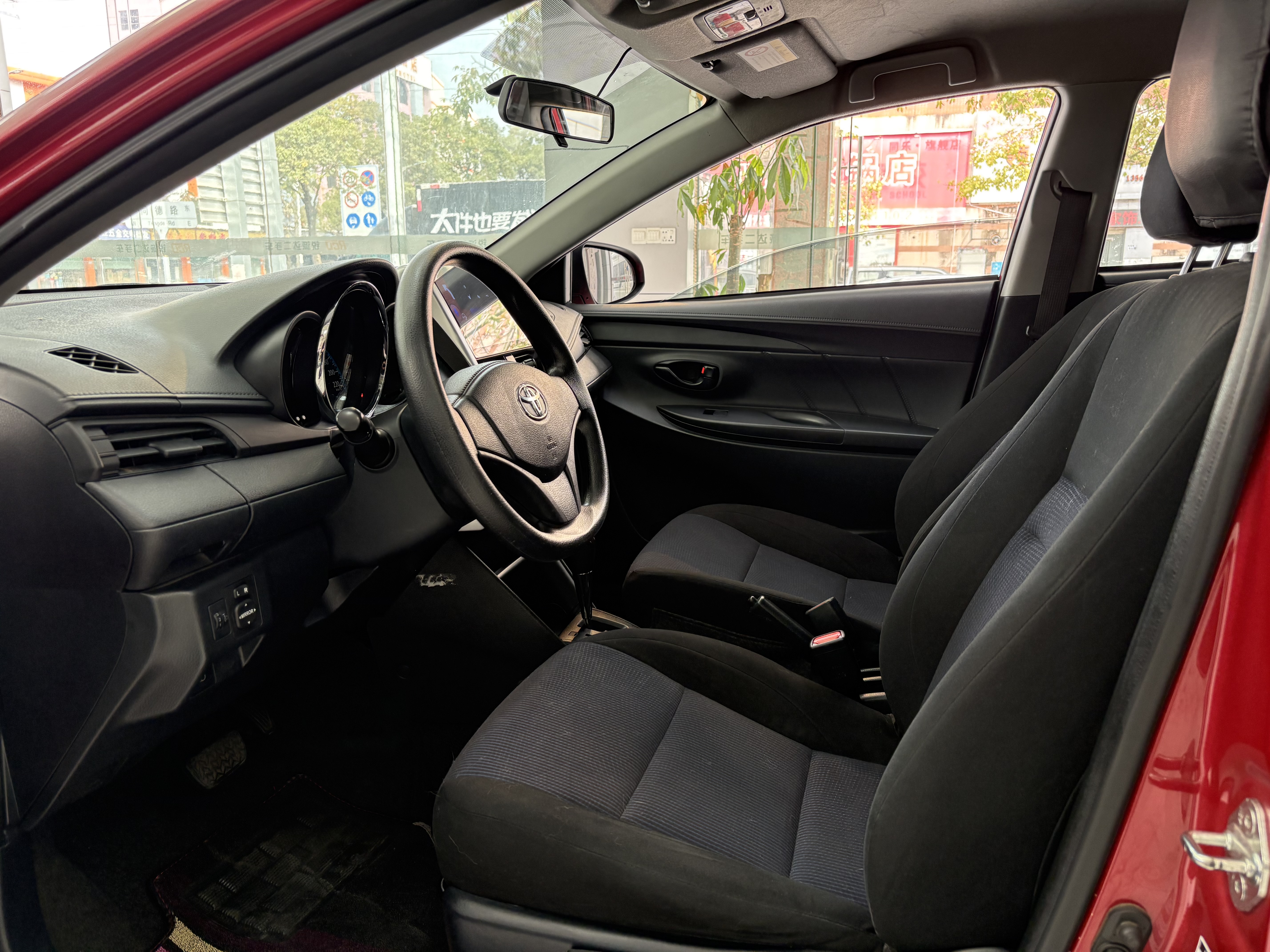 Toyota Yaris L Zhixiang 2017 صورة سيارة #12