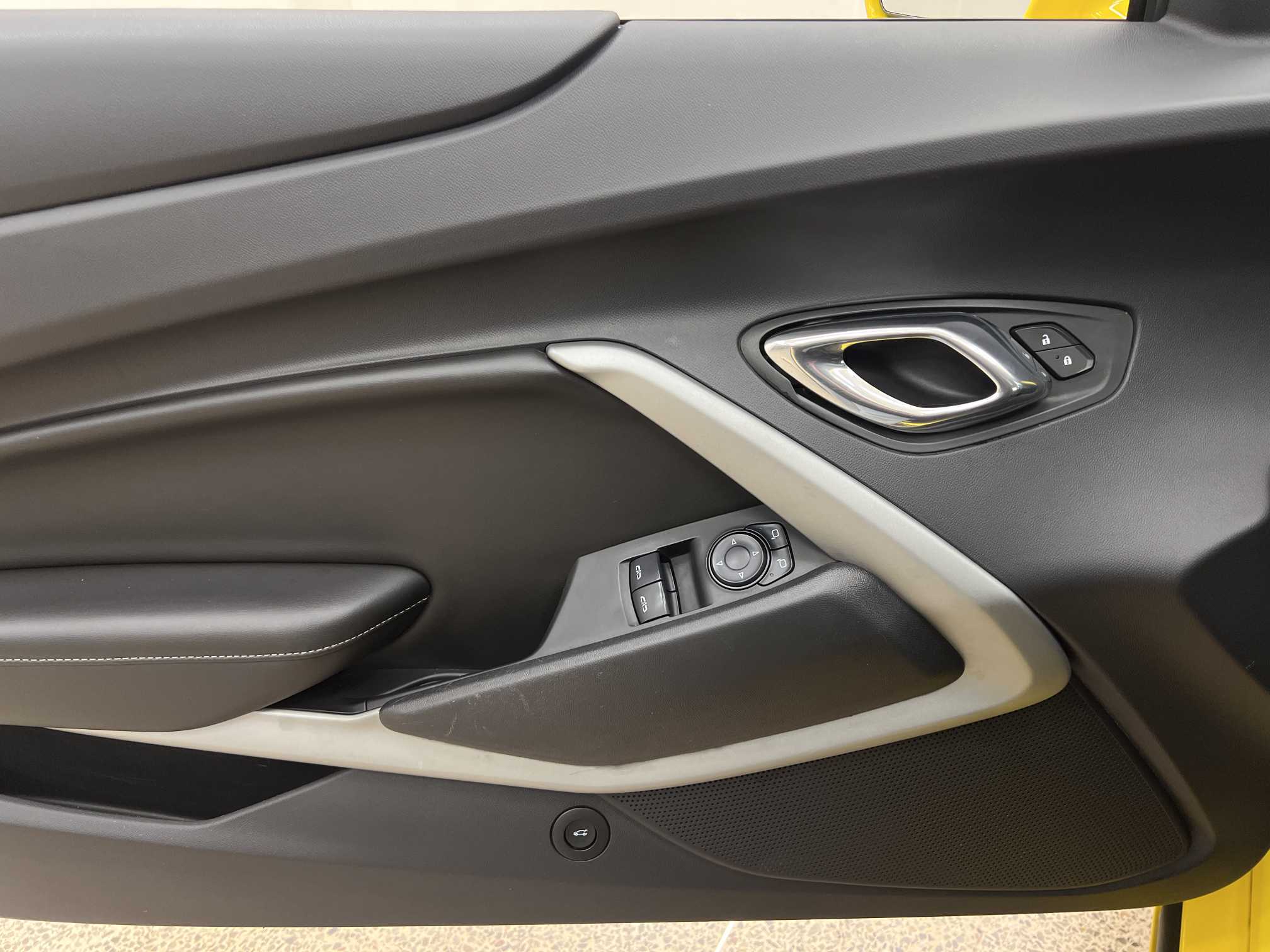 Chevrolet 2017 #12 Chevrolet 2017 car image #12