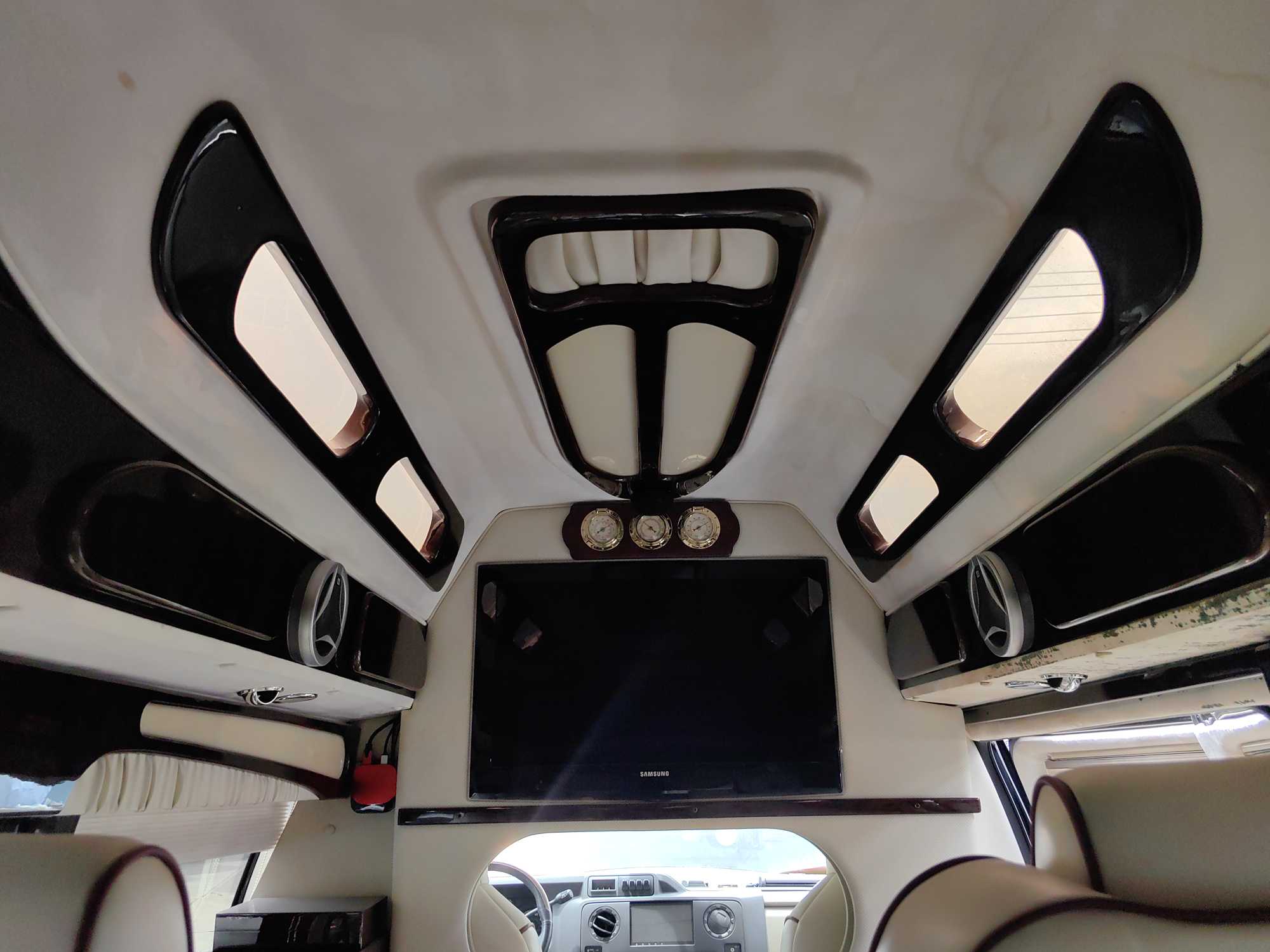 Ford E350 2009 #12 Ford E350 2009 car image #12