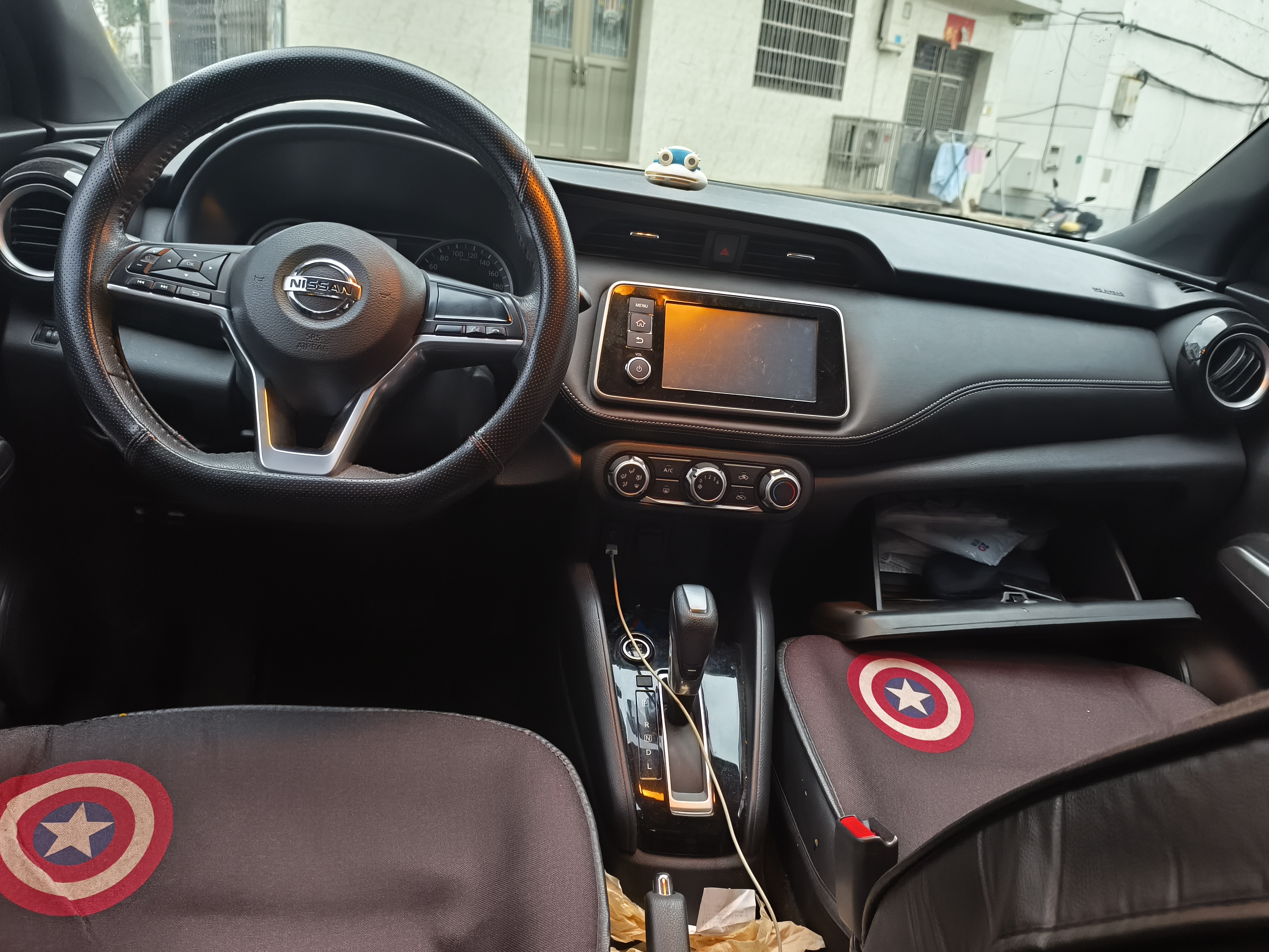 Nissan Kicks 2017 imagen de coche #12