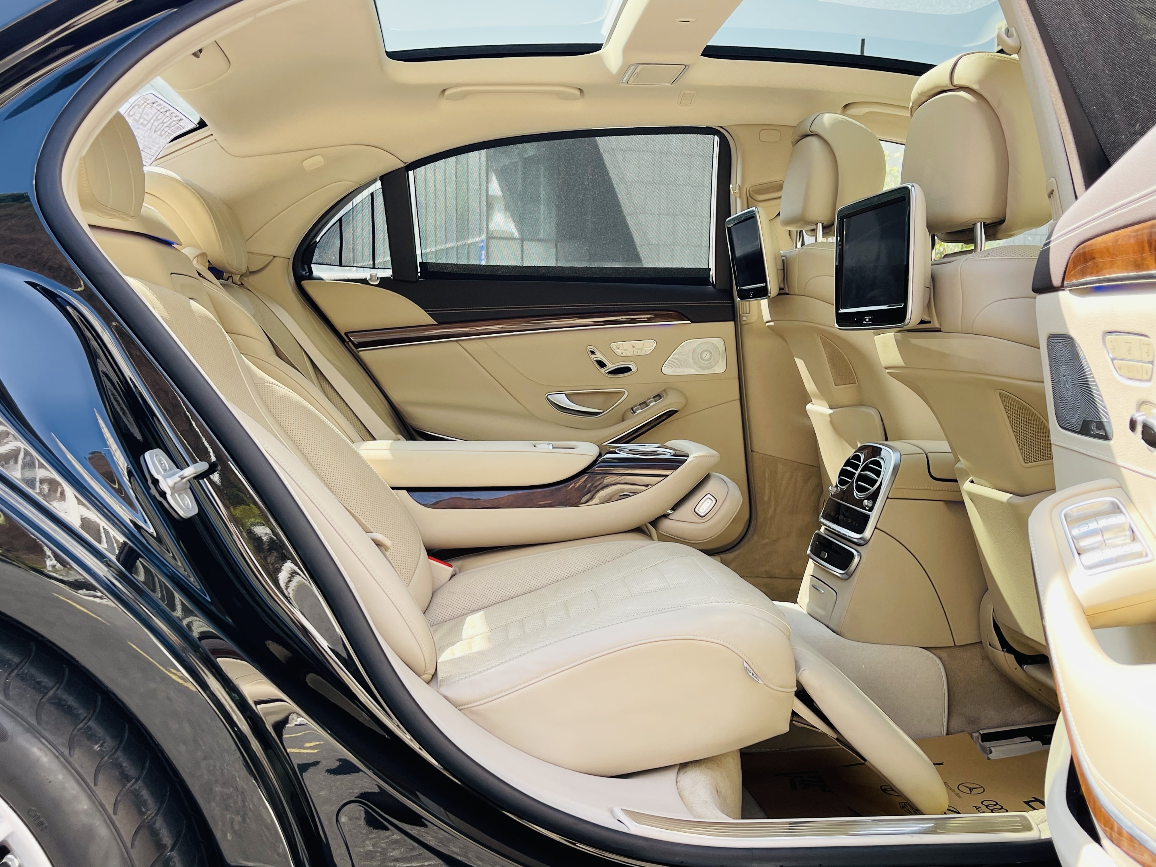 Mercedes-Benz S Class 2014 car image #12