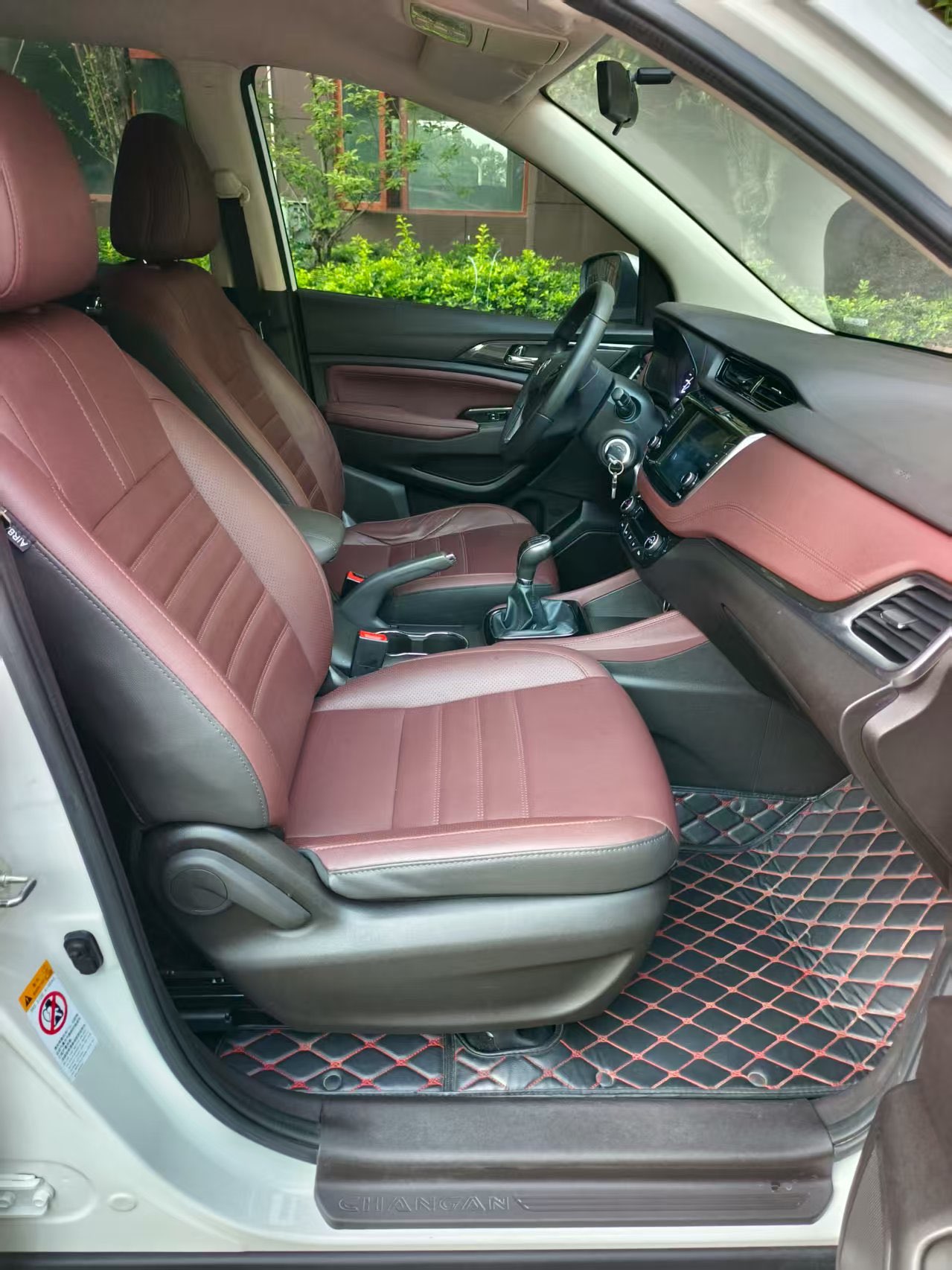 Changan Linmax 2018 car image #12