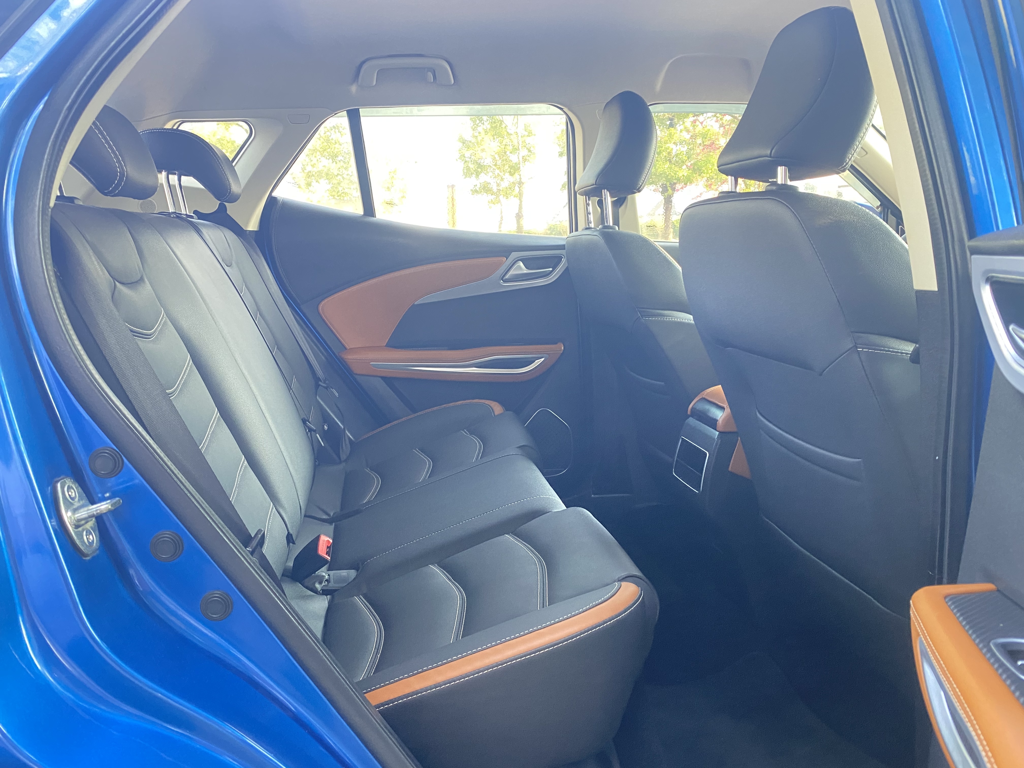 众泰 众泰T300 2018 汽车图片 #12