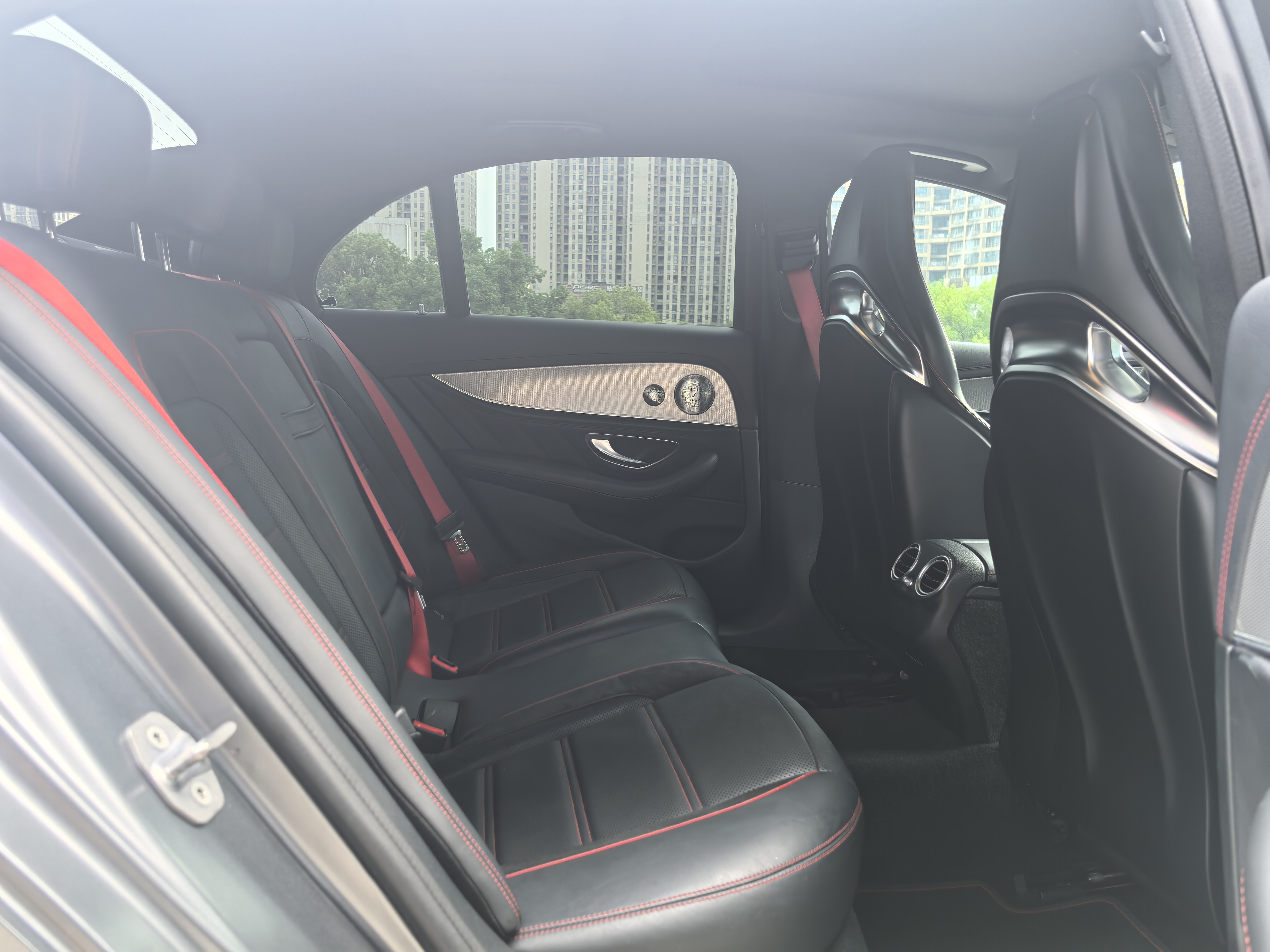 Mercedes-Benz E AMG 2017 صورة سيارة #12