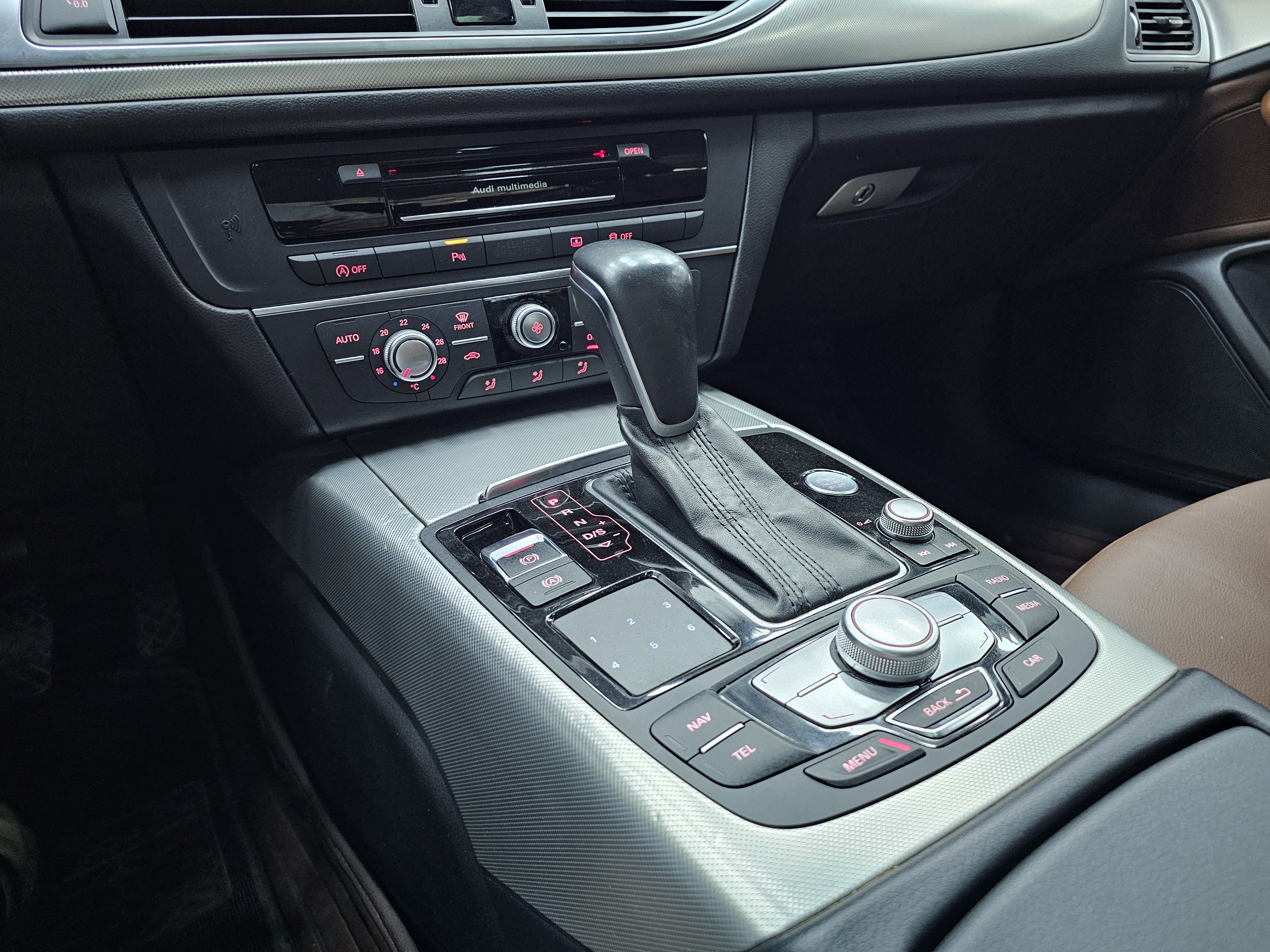 Audi A6L 2017 imagem de carro #12