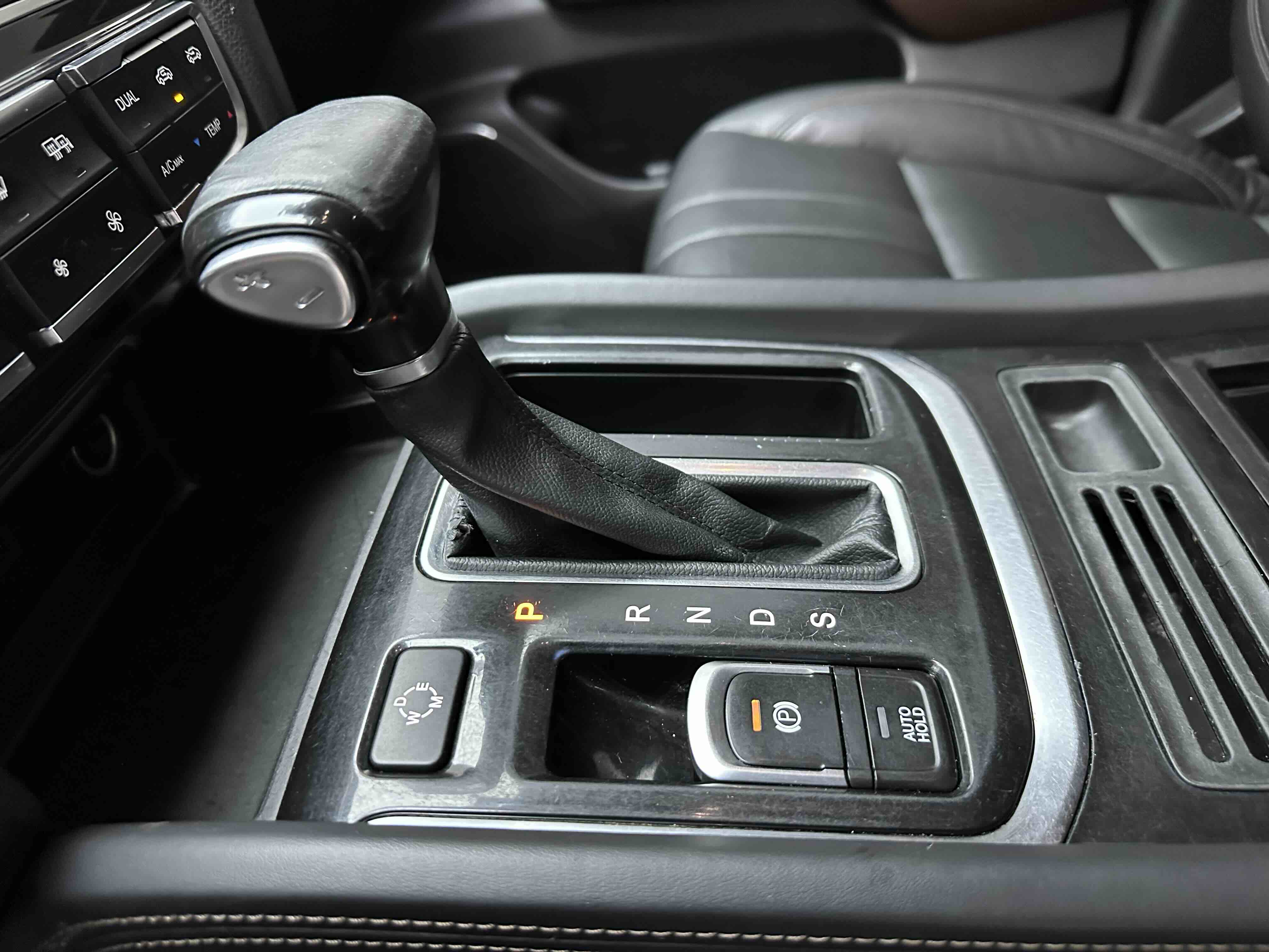 GAC Trumpchi GS7 2018 #12 GAC Trumpchi GS7 2018 car image #12