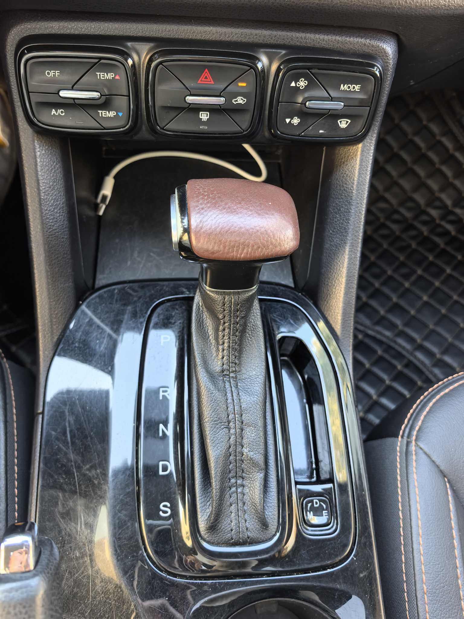 GAC Trumpchi GS3 2018 #12 GAC Trumpchi GS3 2018 car image #12