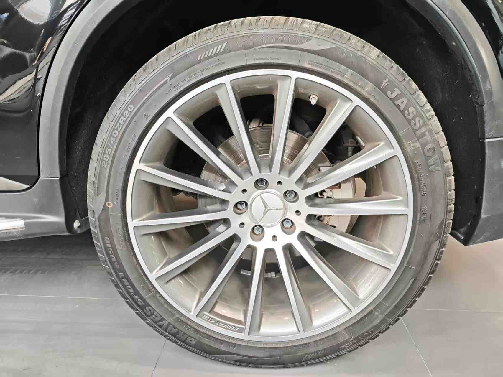 Mercedes-Benz GLC AMG 2019 immagine di auto #12