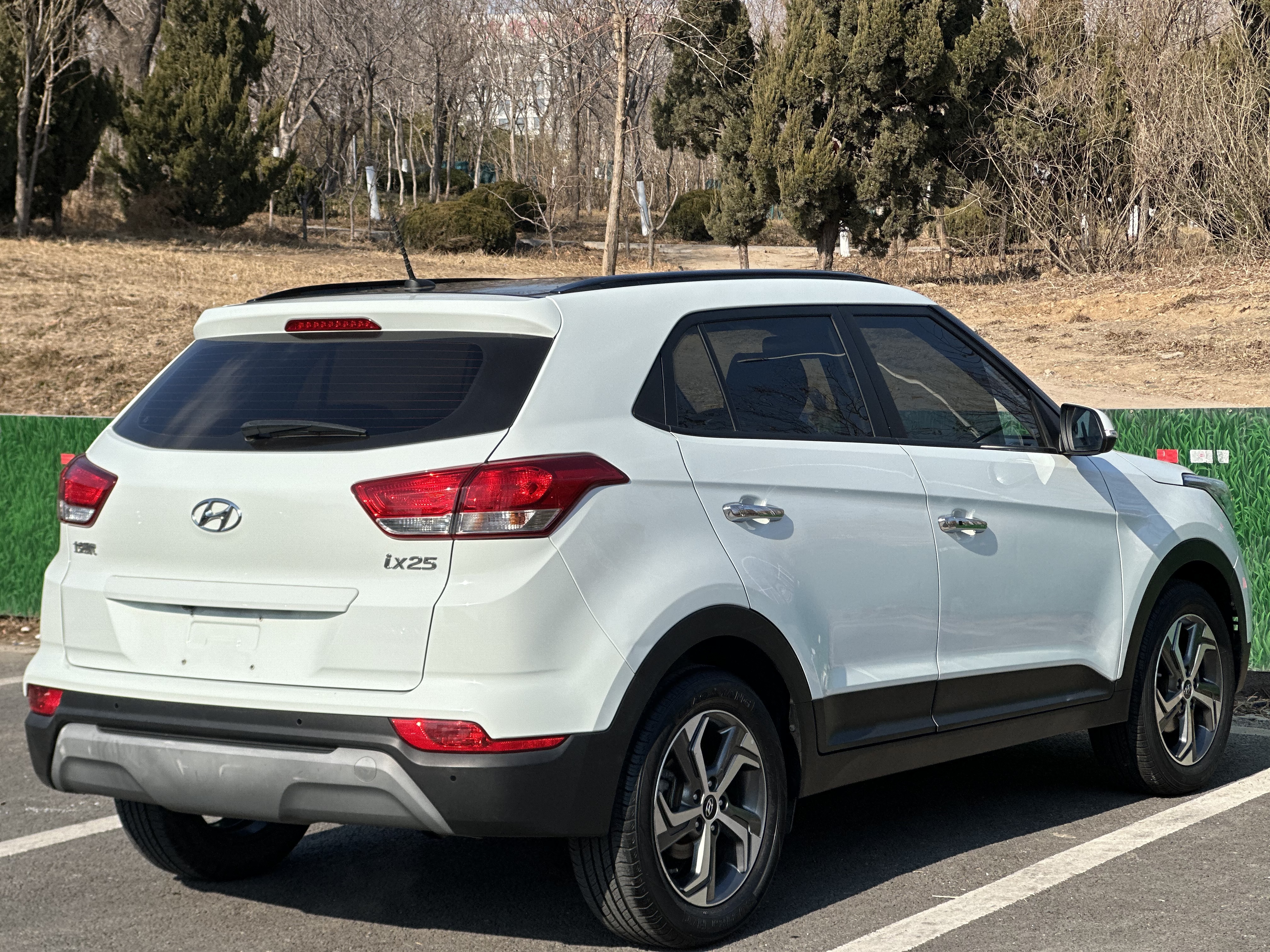 Hyundai ix25 2019 car image #12