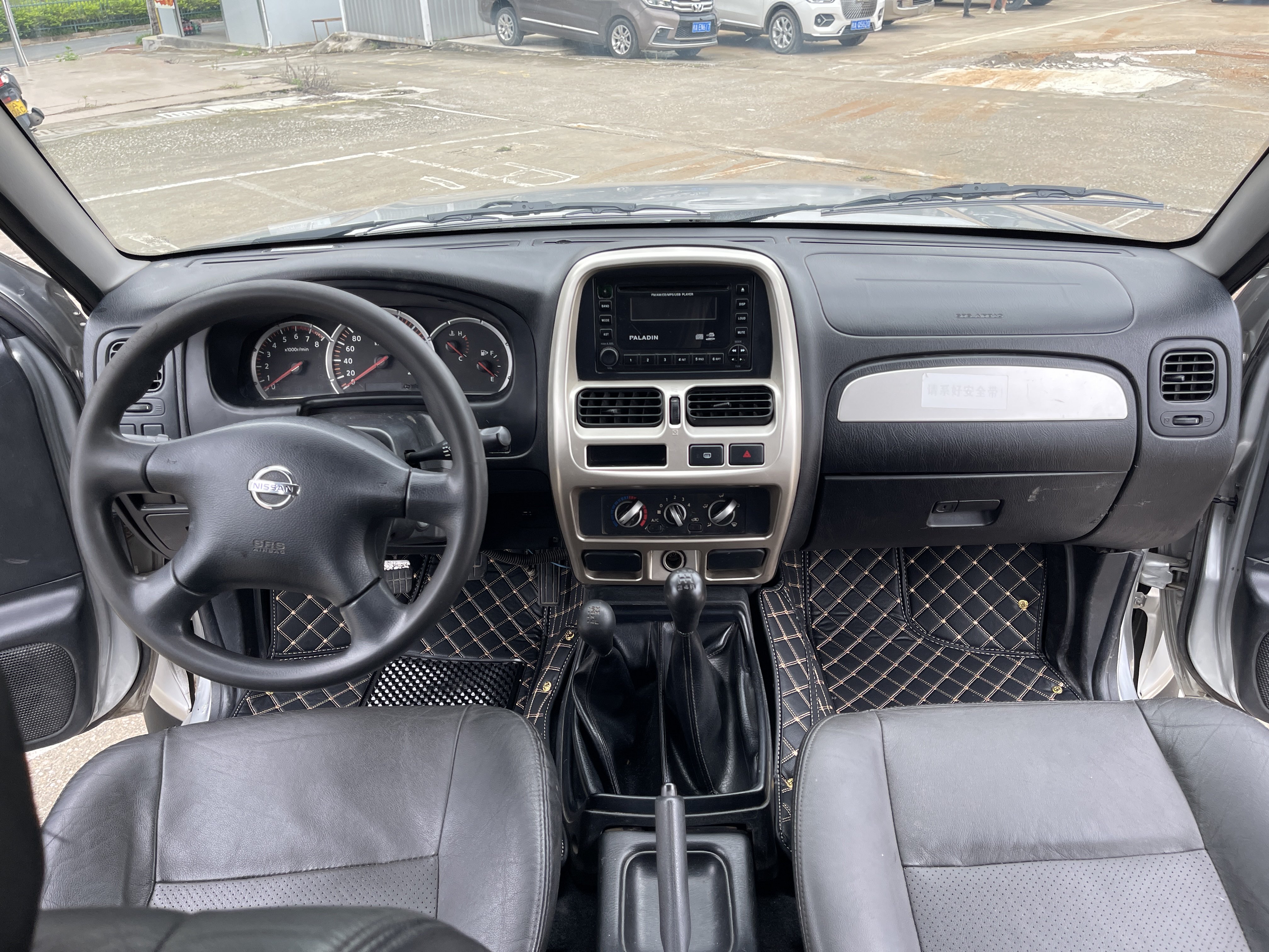 日产 日产帕拉丁 2011 汽车图片 #12