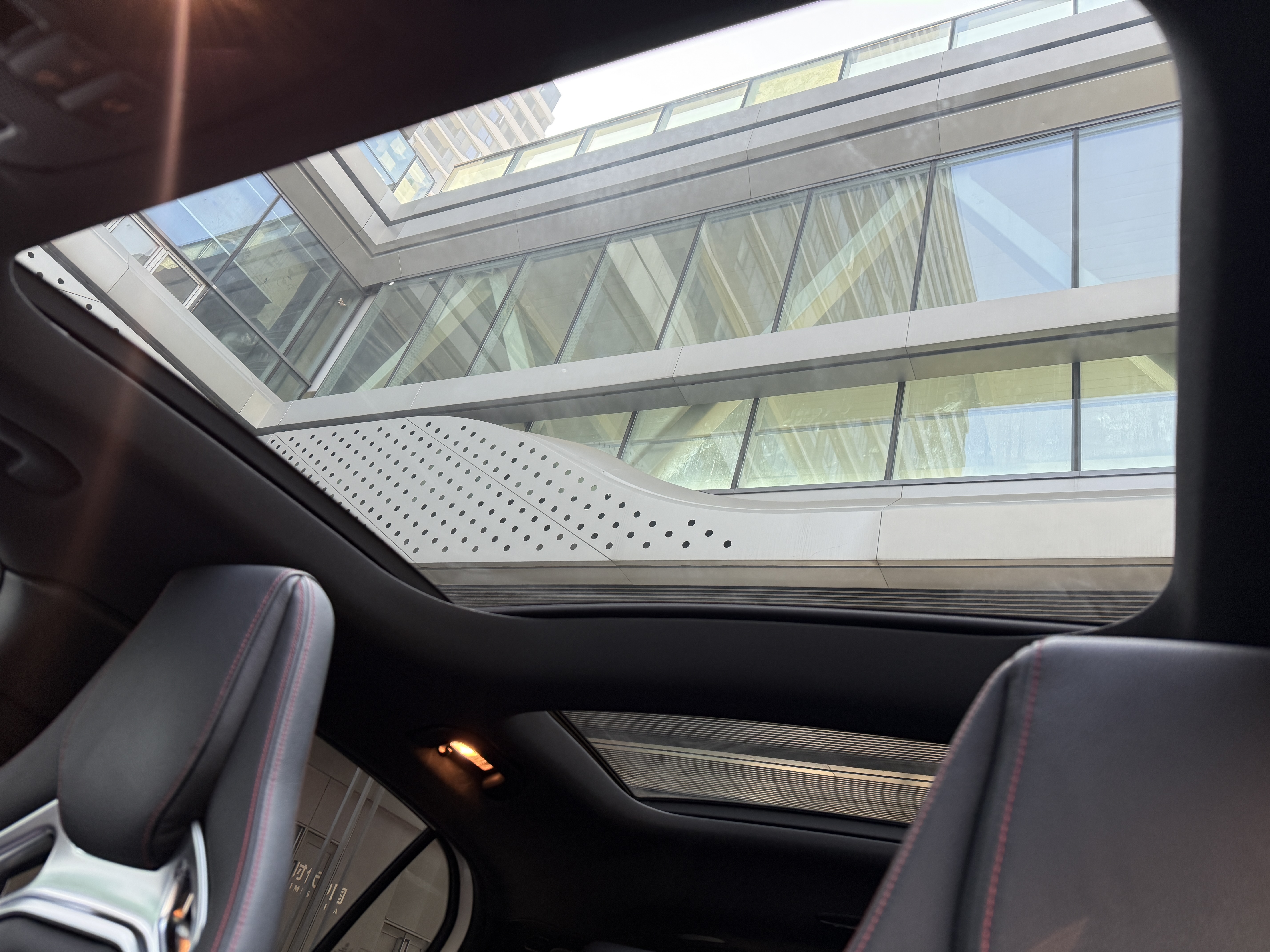 Mercedes-Benz GLA AMG 2019 immagine di auto #12