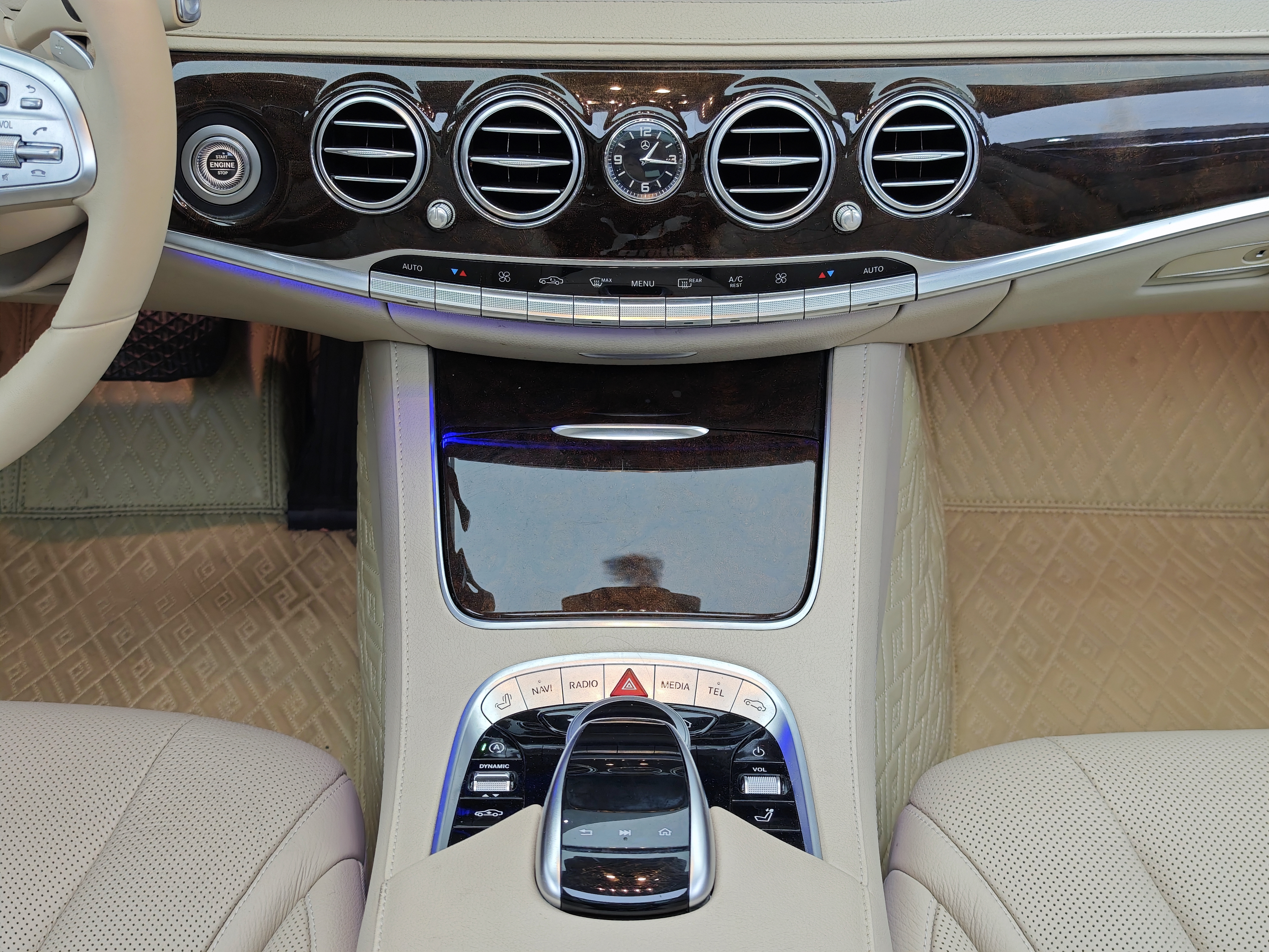 Mercedes-Benz S Class 2018 immagine di auto #12