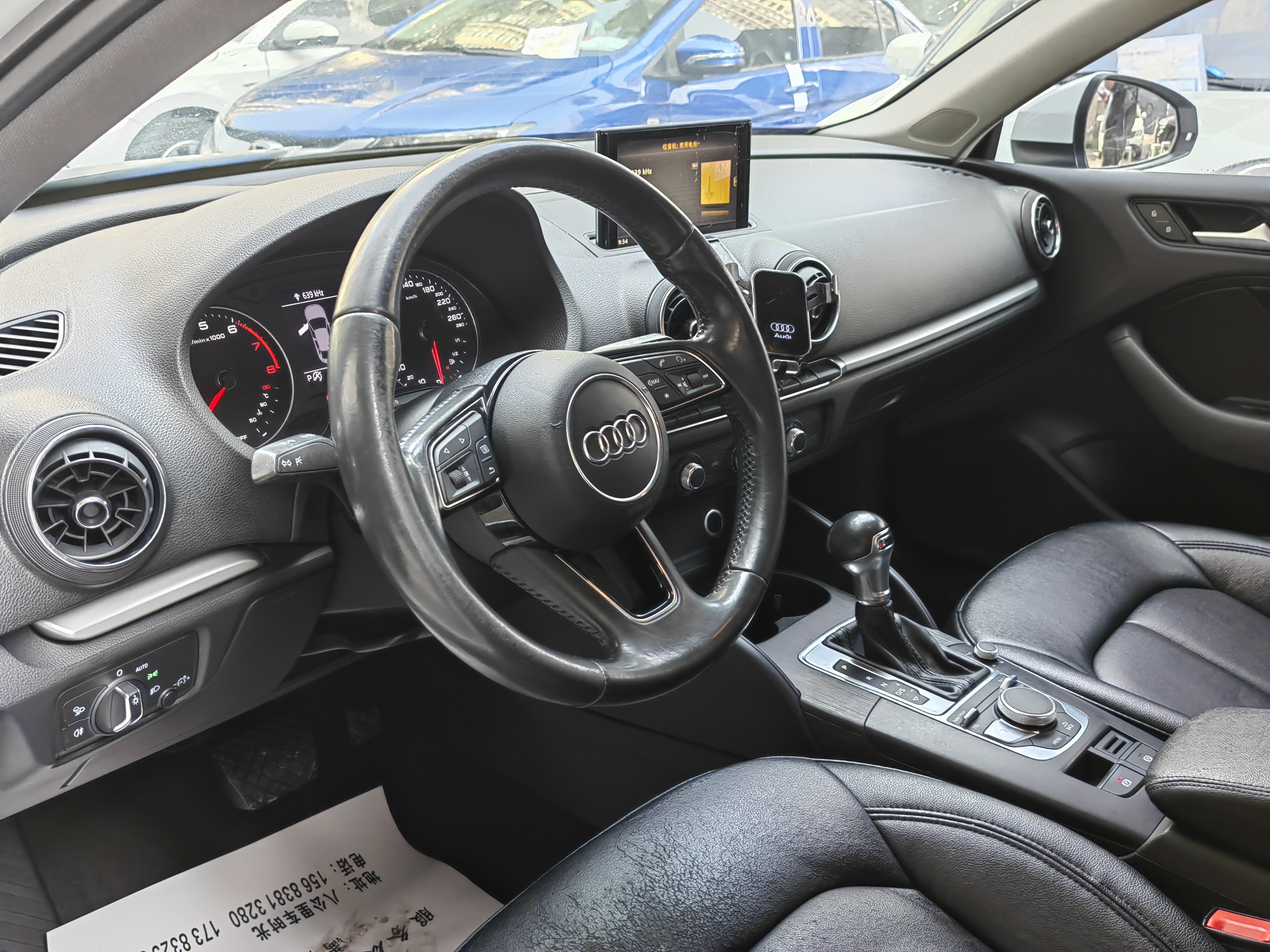 Audi A3 2018 car image #12