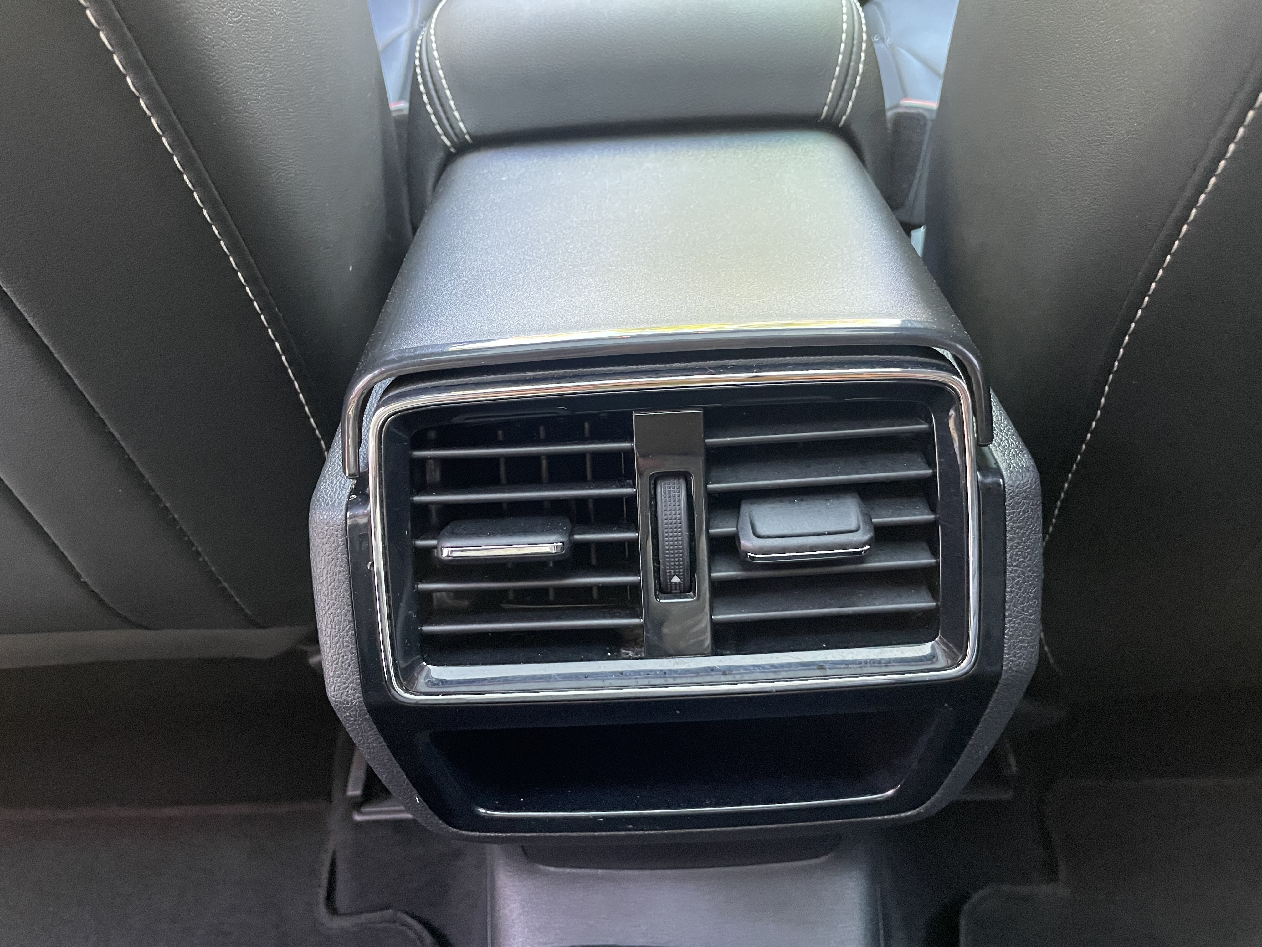 Skoda Kodiaq 2019 imagen de coche #12