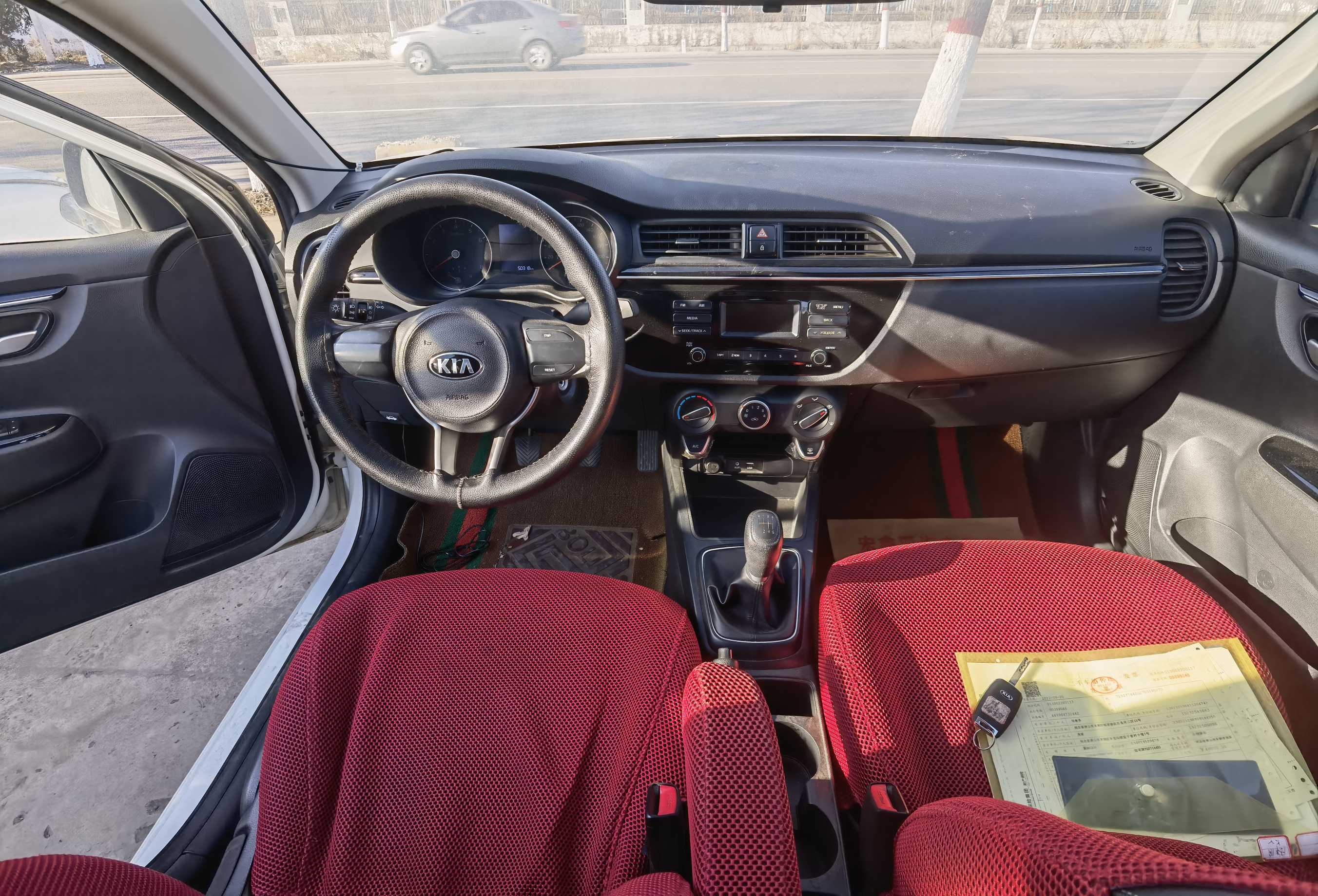 起亚 起亚K2 2018 汽车图片 #12