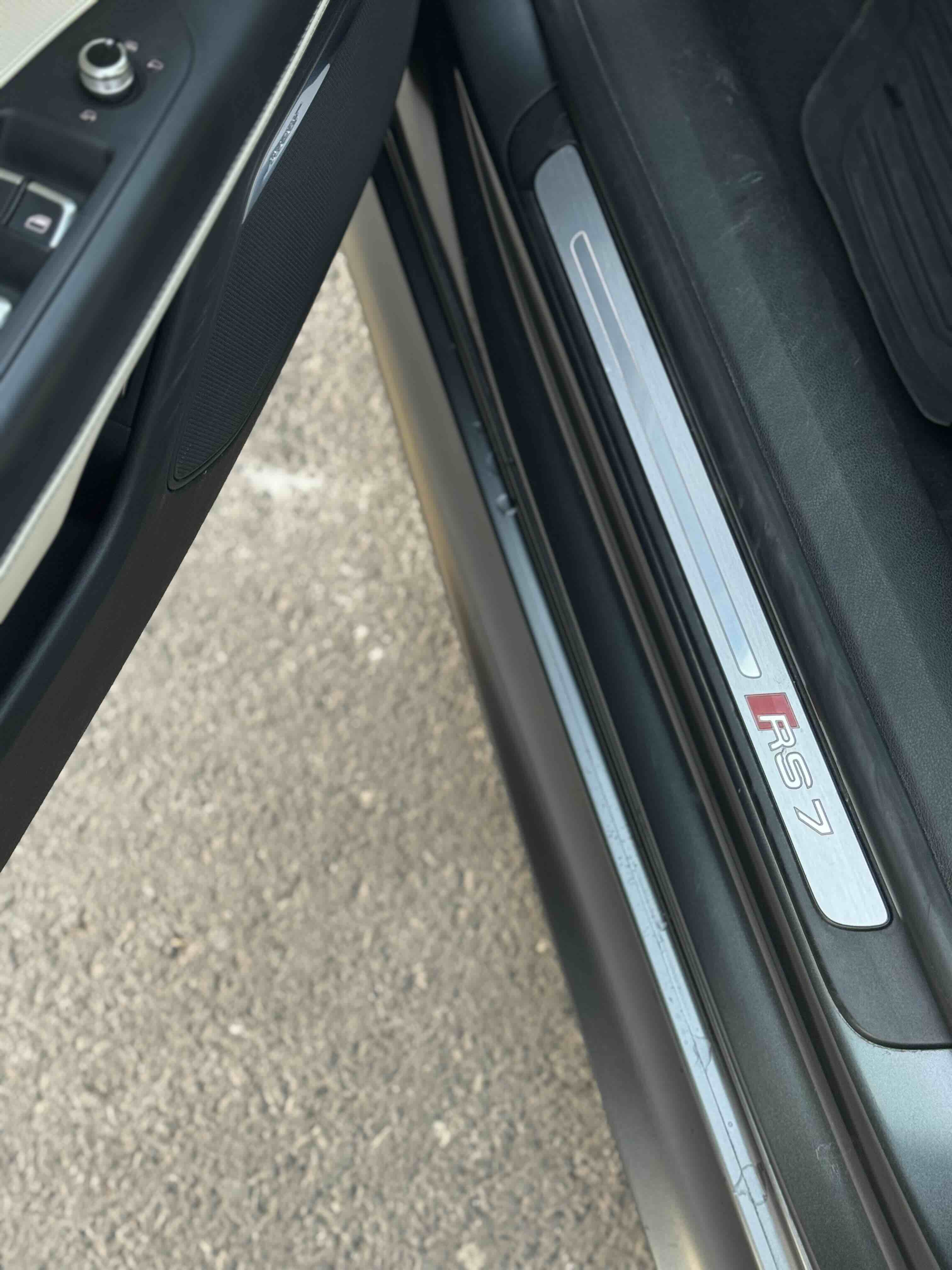 Audi RS 7 2019 car image #12