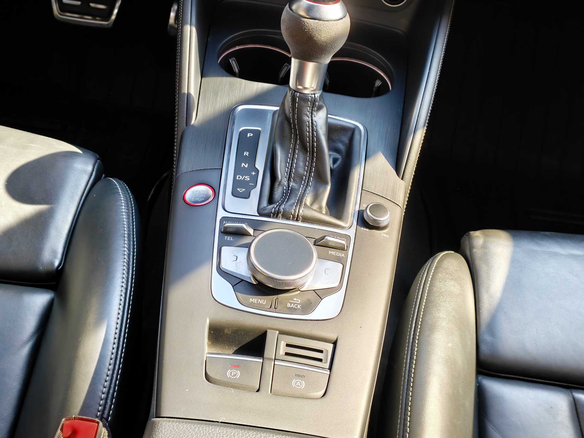 Audi RS 3 2018 #12 Audi RS 3 2018 car image #12